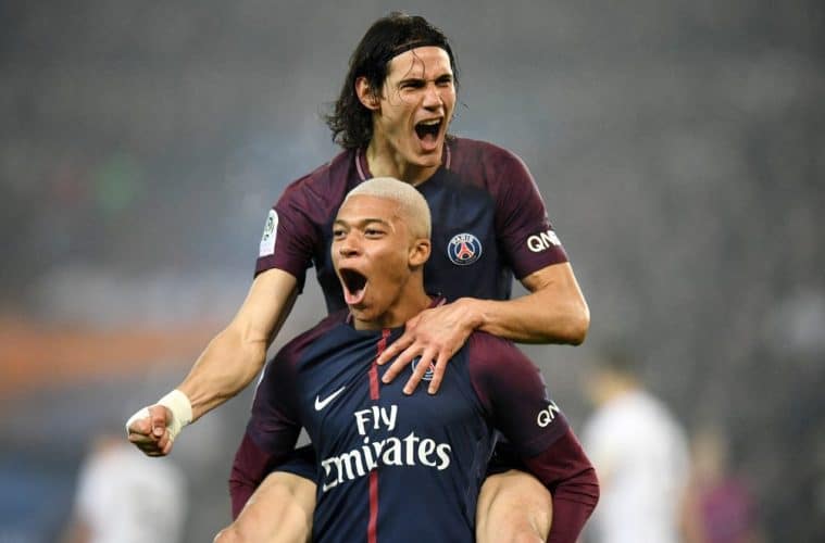 Kylian Mbapp&eacute; et Edinson Cavani faisaient preuve d'une belle entente sous le maillot du PSG. 
