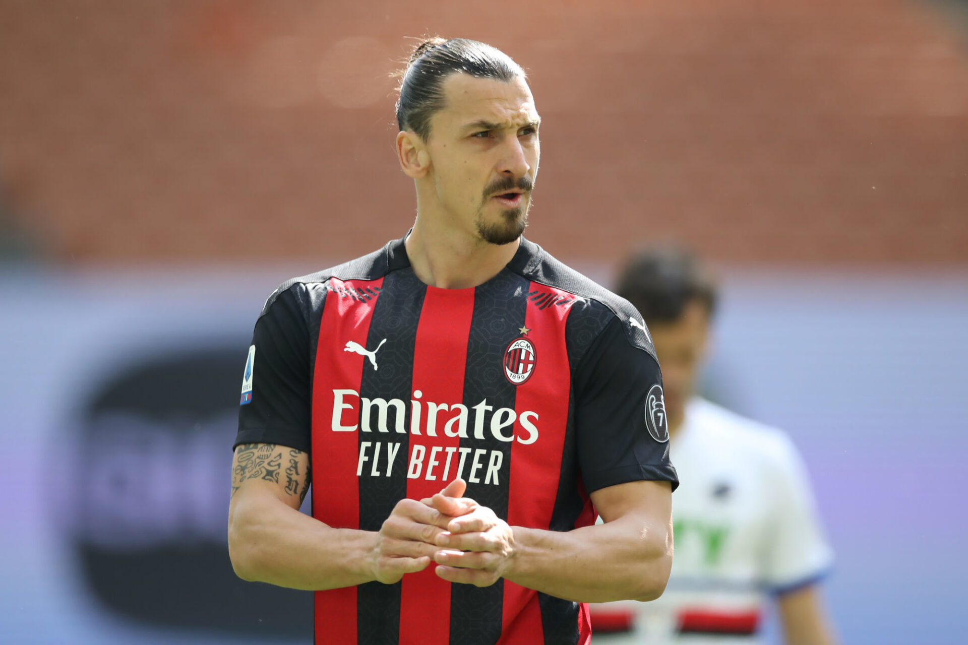 Olivier Giroud a confi&eacute; que Paolo Maldini &eacute;tait l'une de ses "idoles". L'actuel directeur sportif de l'AC Milan (&agrave; droite) n'a donc pas d&ucirc; avoir de mal &agrave; convaincre l'attaquant fran&ccedil;ais de le rejoindre en Lombardie... Icon Sport
