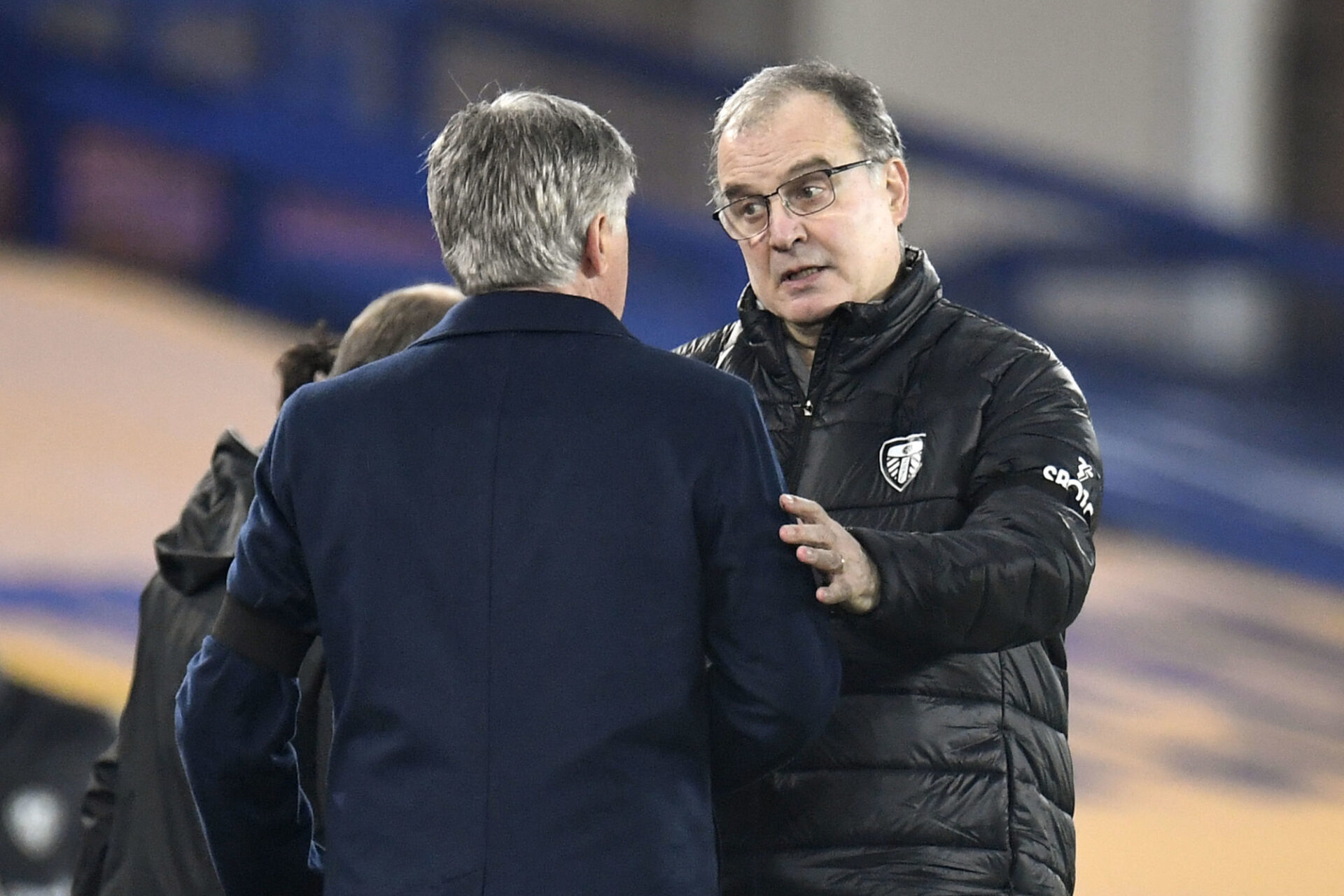 Marcelo Bielsa et sa marque de fabrique : sa posture accroupie. Photo Dave Winter/Icon Sport
