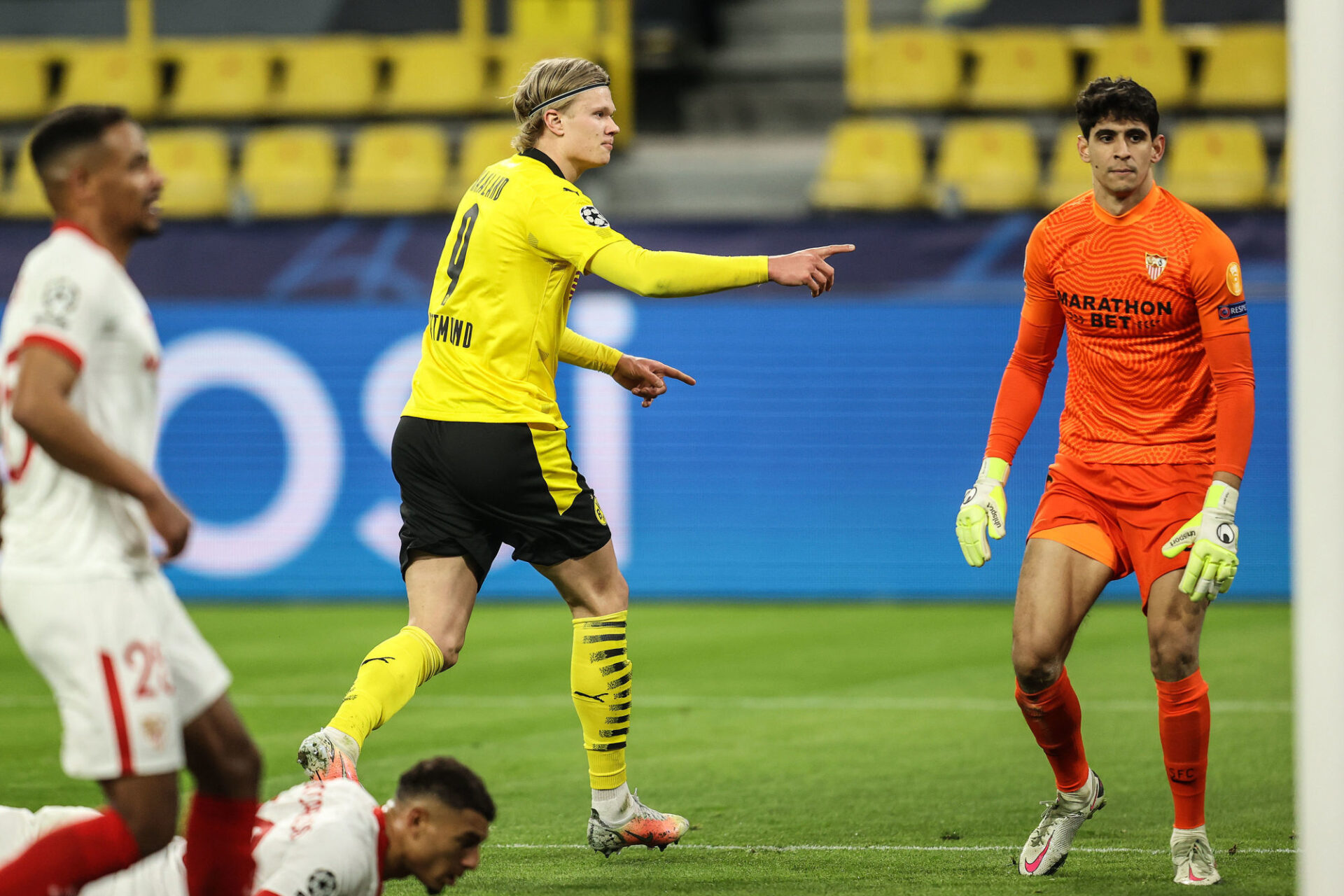 Yassine Bounou. Icon Sport