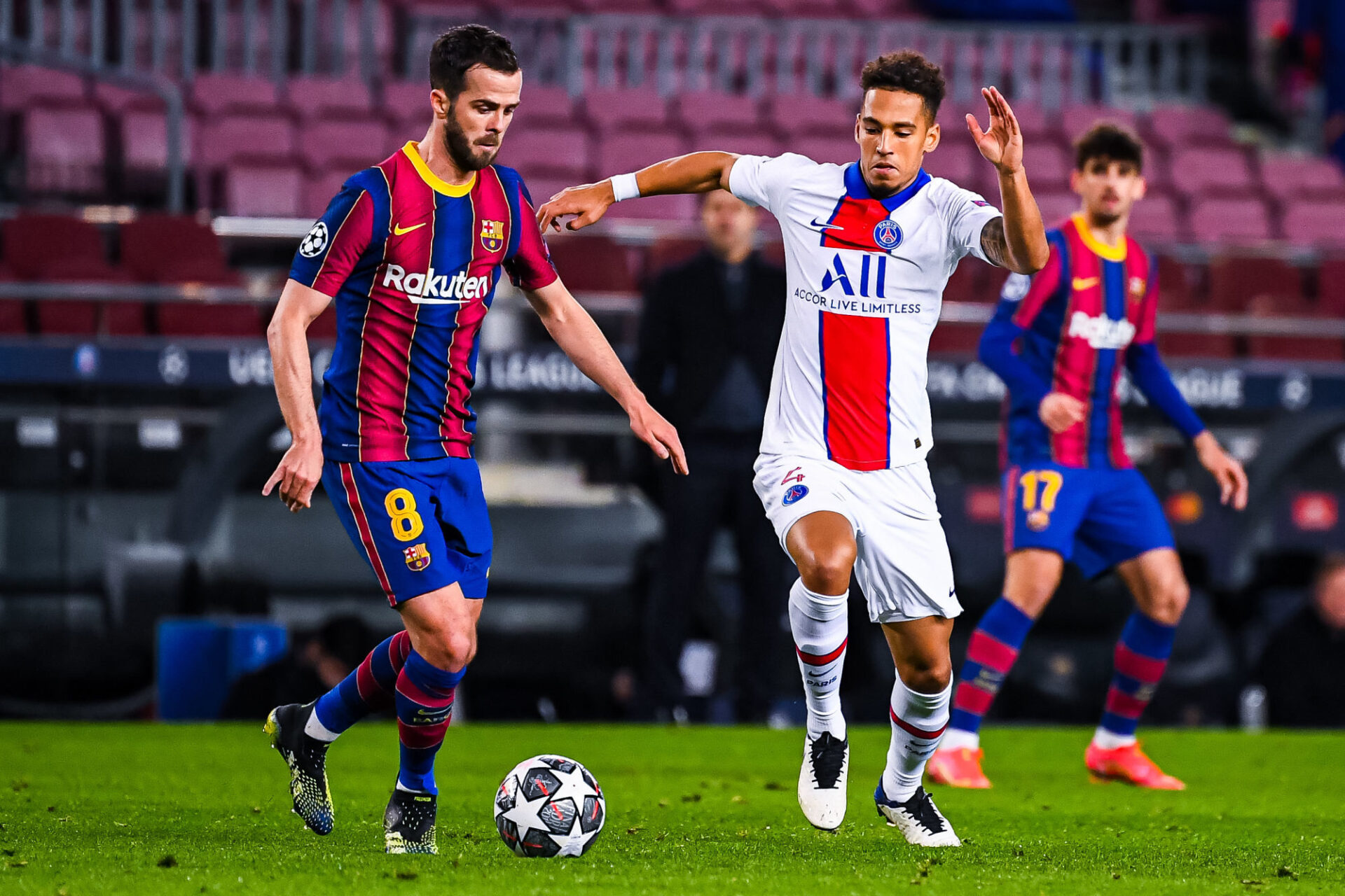 Miralem Pjanic (Barça) face à Thilo Kehrer (PSG). Icon Sport Miralem Pjanic (Barça) face à Thilo Kehrer (PSG). Icon Sport