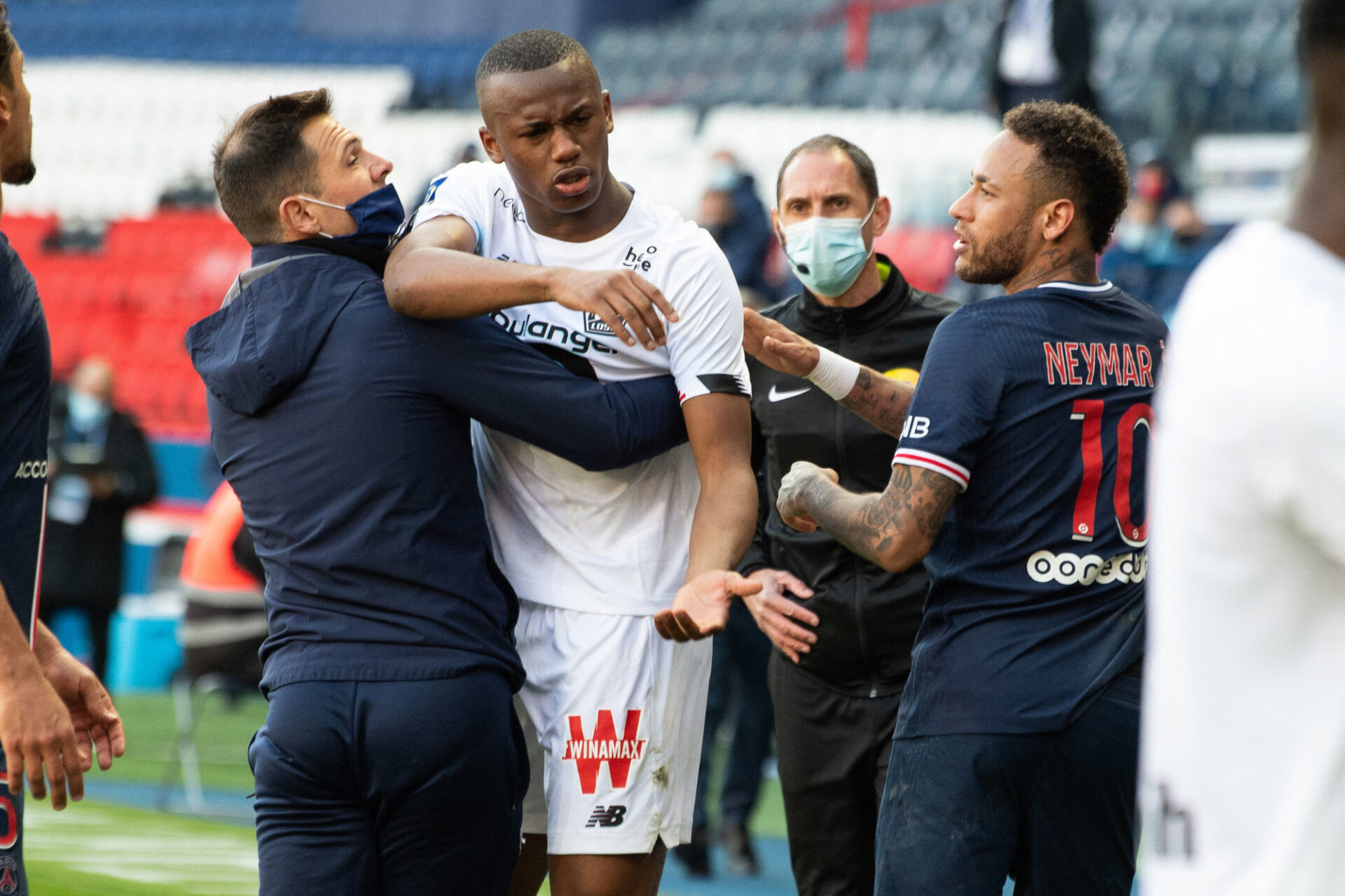 Tiago Djalo et Neymar. Icon Sport