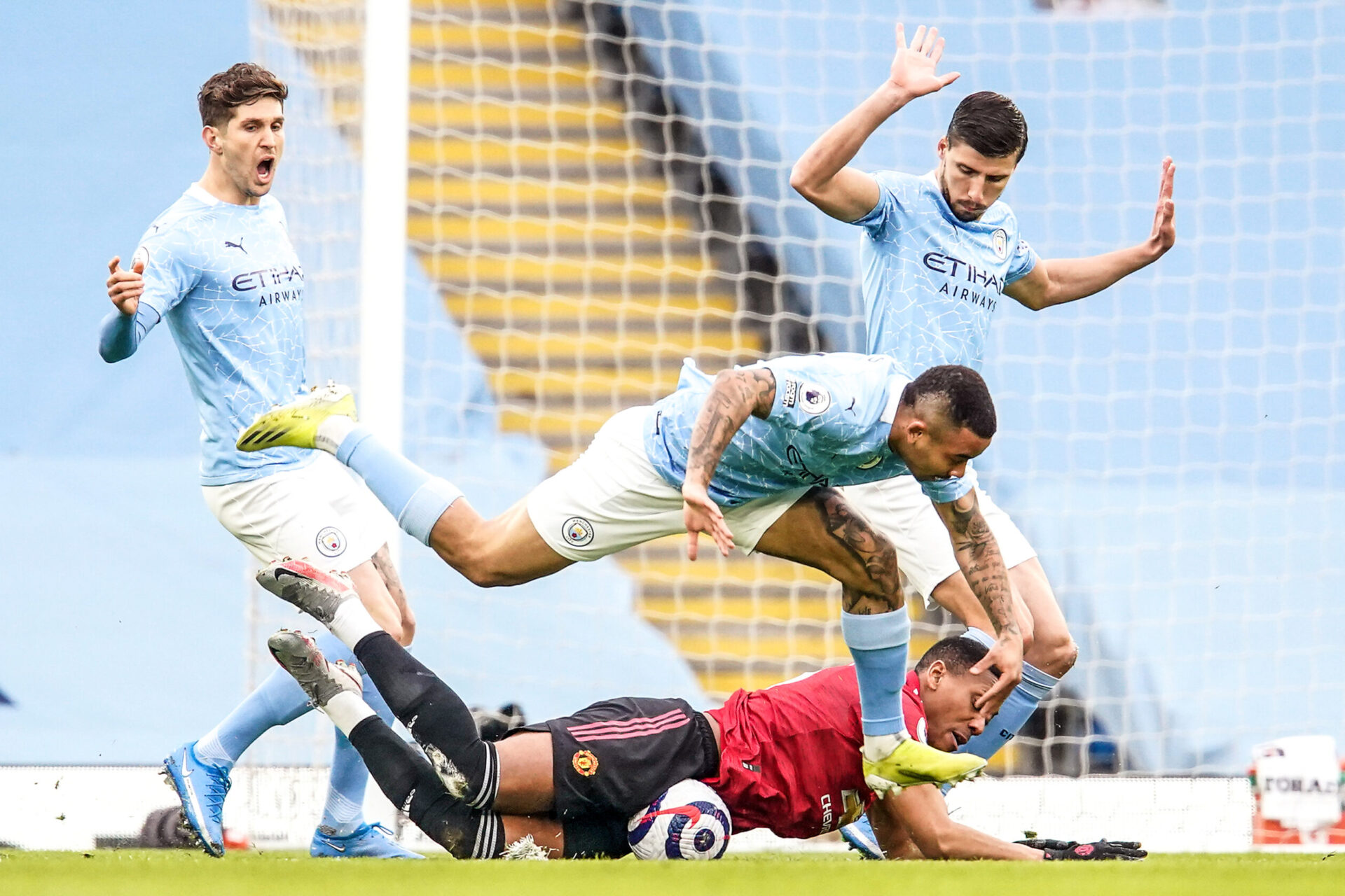 Anthony Martial ou Gabriel Jesus pourraient venir remplacer Kane à Tottenham cet été (iconsport)