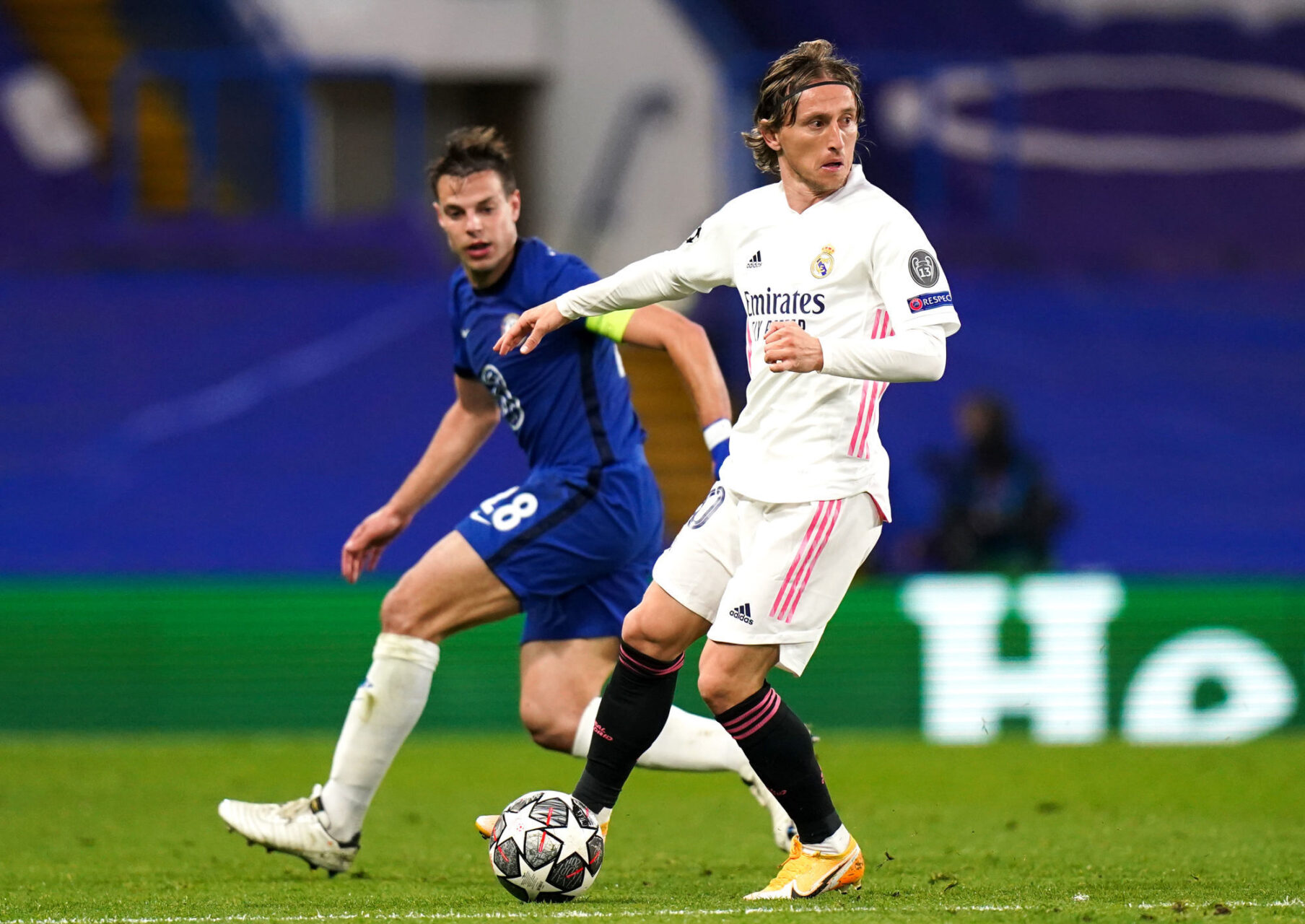 Kai Havertz et Sergio Ramos au duel. Icon Sport