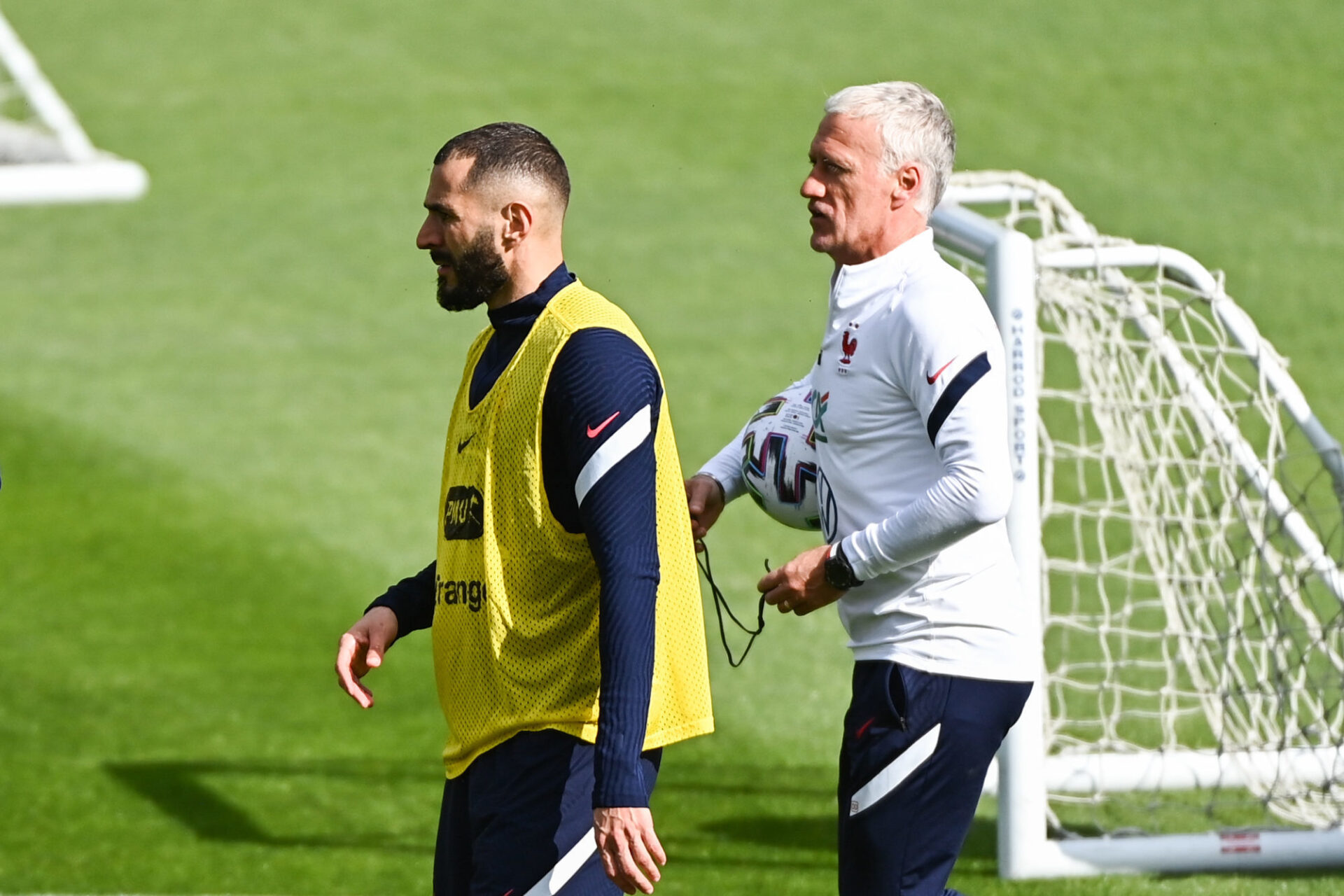 Karim Benzema est heureux de retrouver les Bleus, et &ccedil;a se voit ! Icon Sport