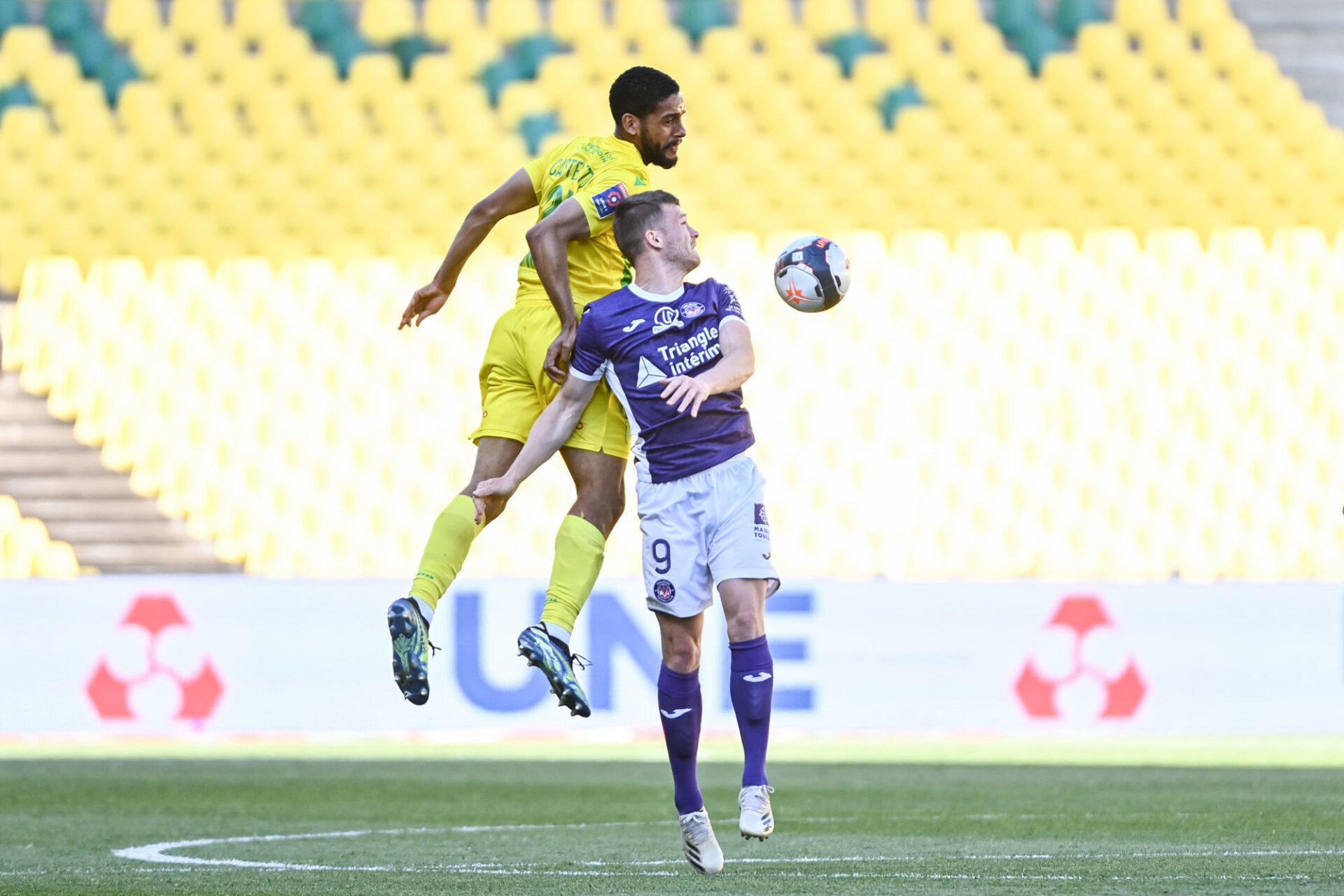 Nantes et Toulouse ont envoy&eacute; du bois en premi&egrave;re p&eacute;riode. Icon Sport