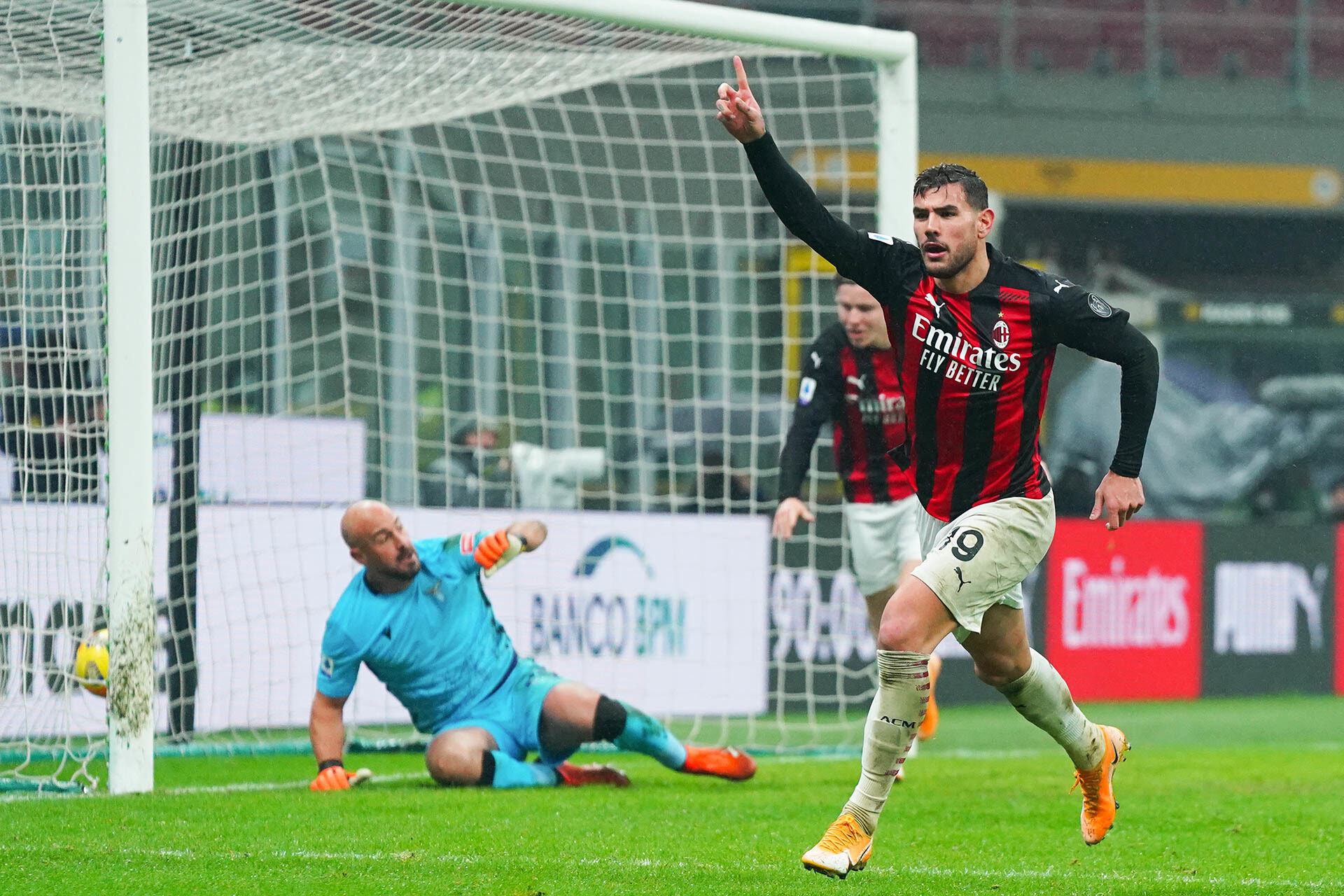 Theo Hernandez c&eacute;l&egrave;bre son but contre la Lazio (iconsport)