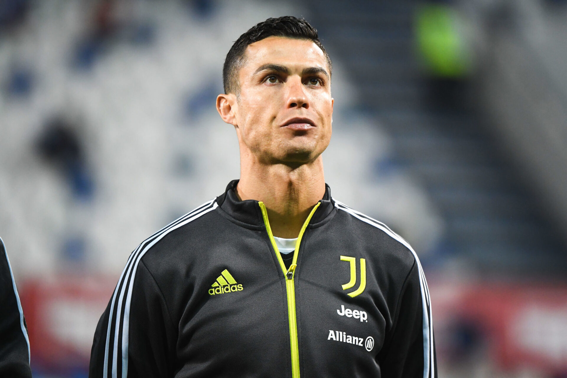 Cristiano Ronaldo et sa famille dans leur nouvel appartement de Lisbonne. @ Instagram