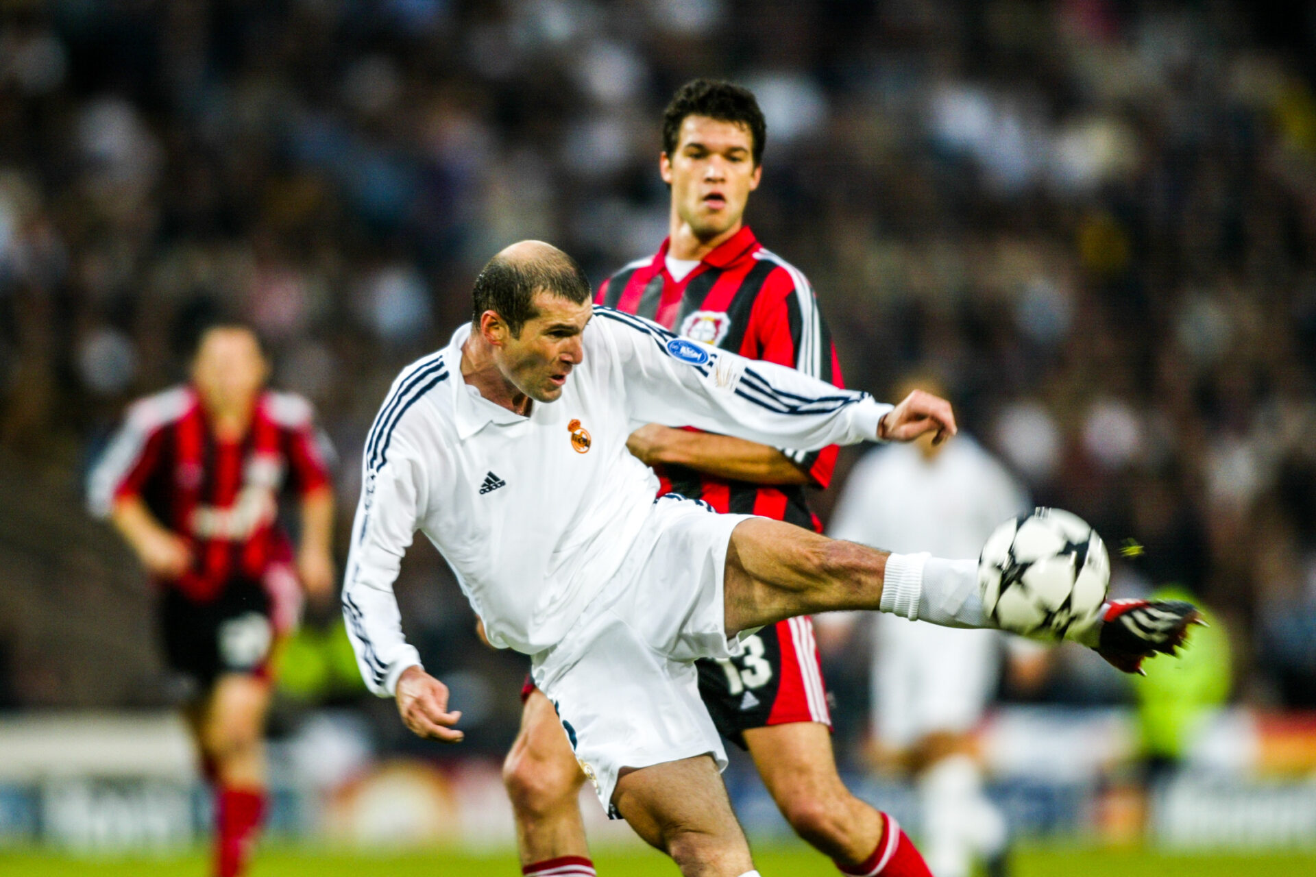 En 2002, le Real battait Leverkusen en finale de Ligue des Champions. Le d&eacute;but d'une longue domination espagnole en finale de Coupes d'Europe ! (iconsport)