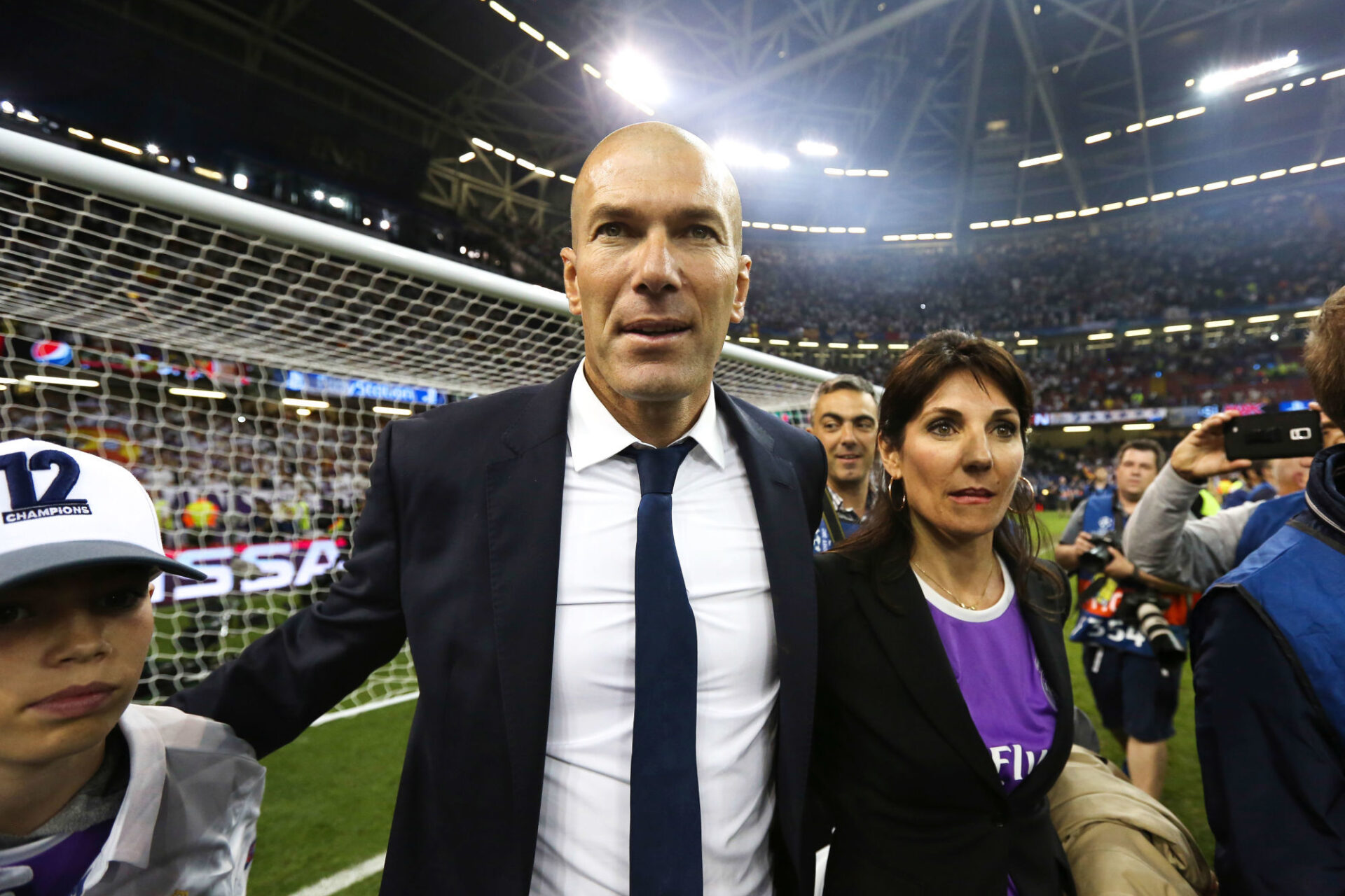 Zinédine Zidane ne serait pas contre un retour à la Juve, lui qui y a joué entre 1996 et 2001. Icon Sport