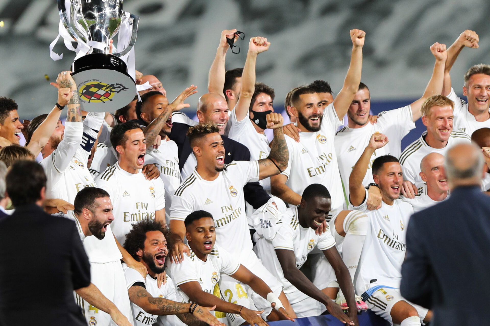 Pour son deuxième passage sur le banc du Real, Zidane aura soulevé un second titre de champion d'Espagne en 2020 (iconsport)