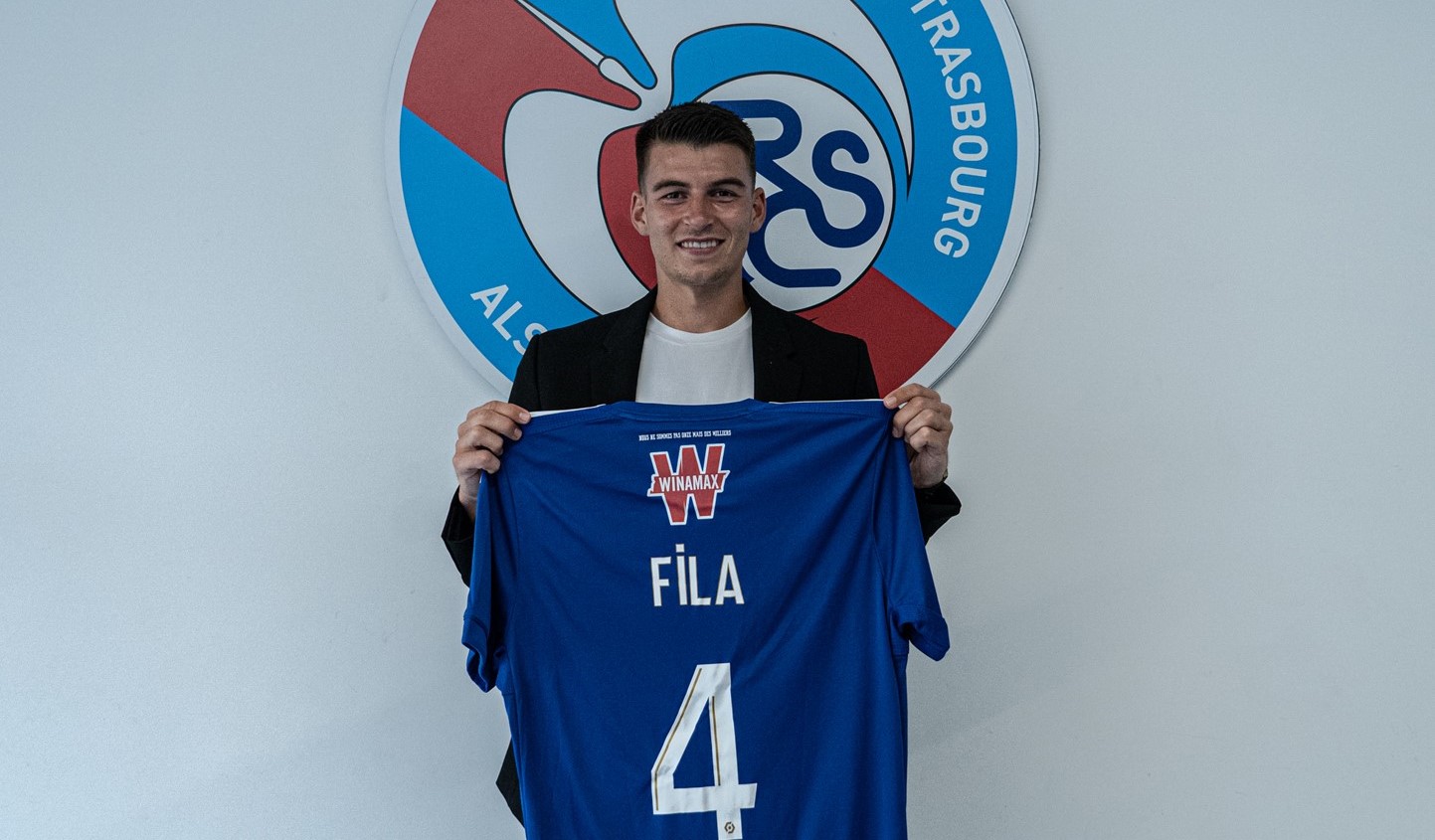 Karol Fila portera le num&eacute;ro 4 (iconsport)