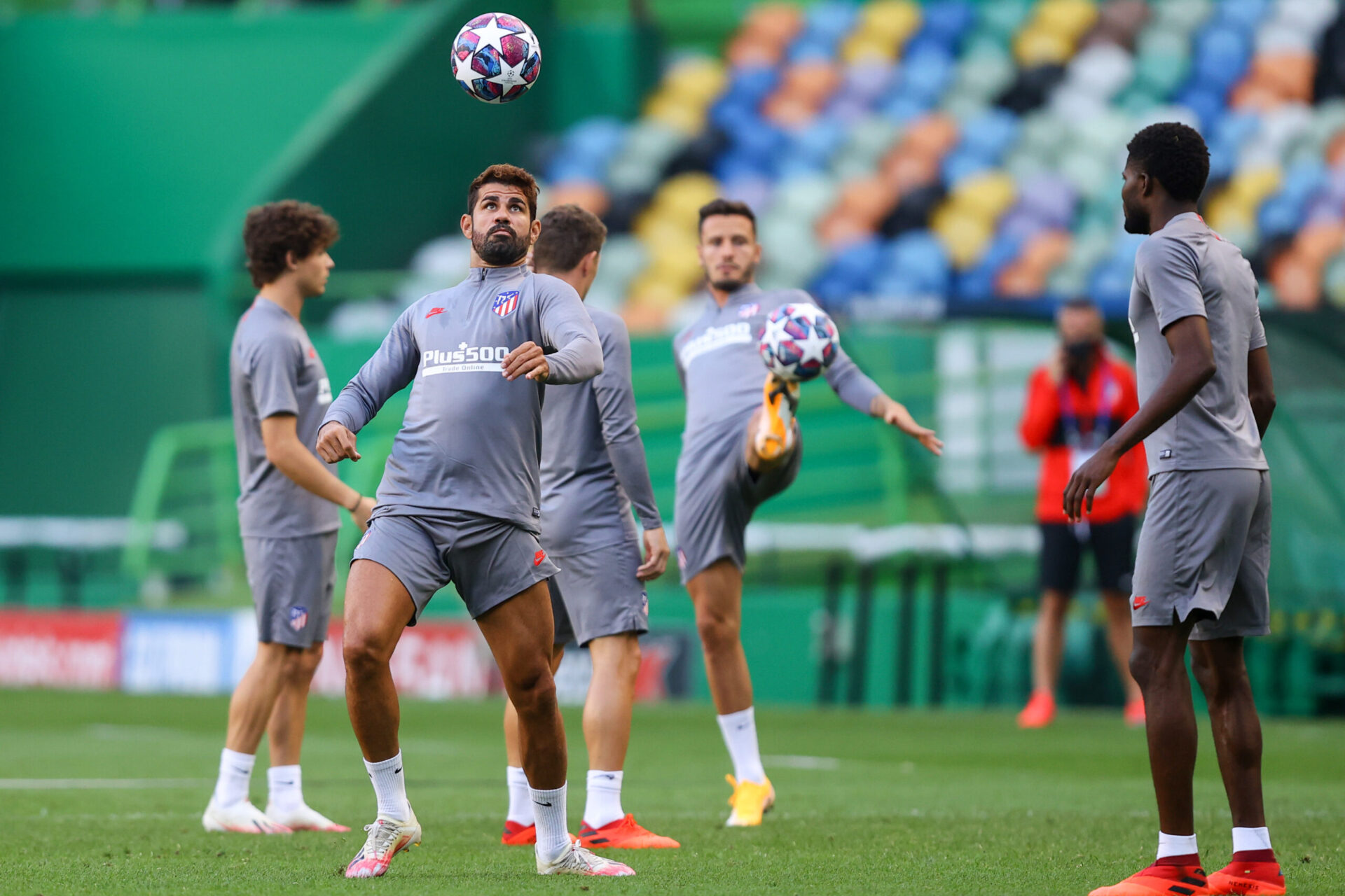 Diego Costa &agrave; l'entra&icirc;nement avec ses camarades de l'Atl&eacute;tico l'an dernier. Le joueur avait rompu son contrat pour manque de temps de jeu (iconsport)