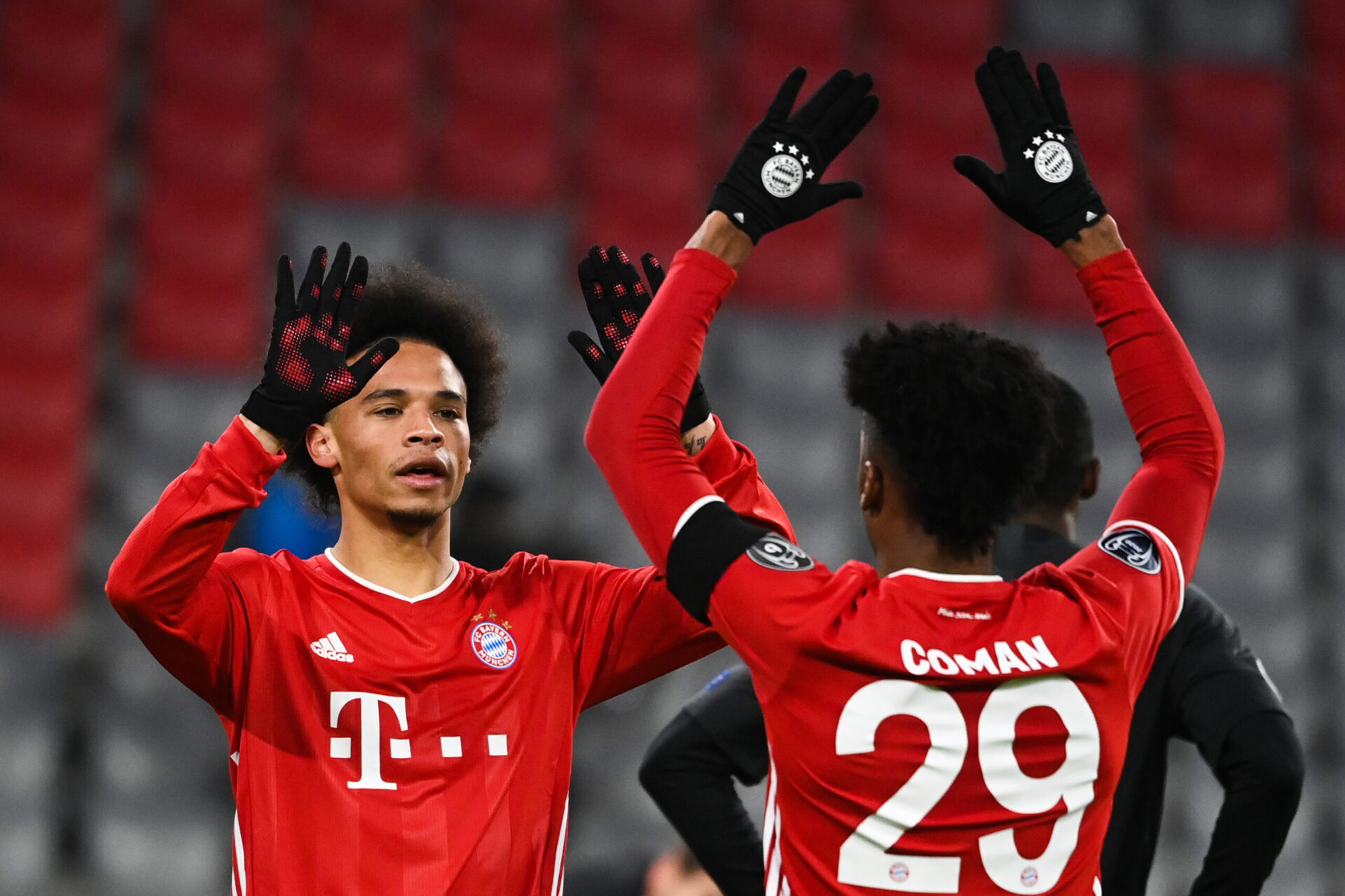 Kingsley Coman souhaiterait toucher le m&ecirc;me salaire que son co&eacute;quipier San&eacute;, ce que le Bayern n'est pas pr&ecirc;t &agrave; accepter (iconsport)