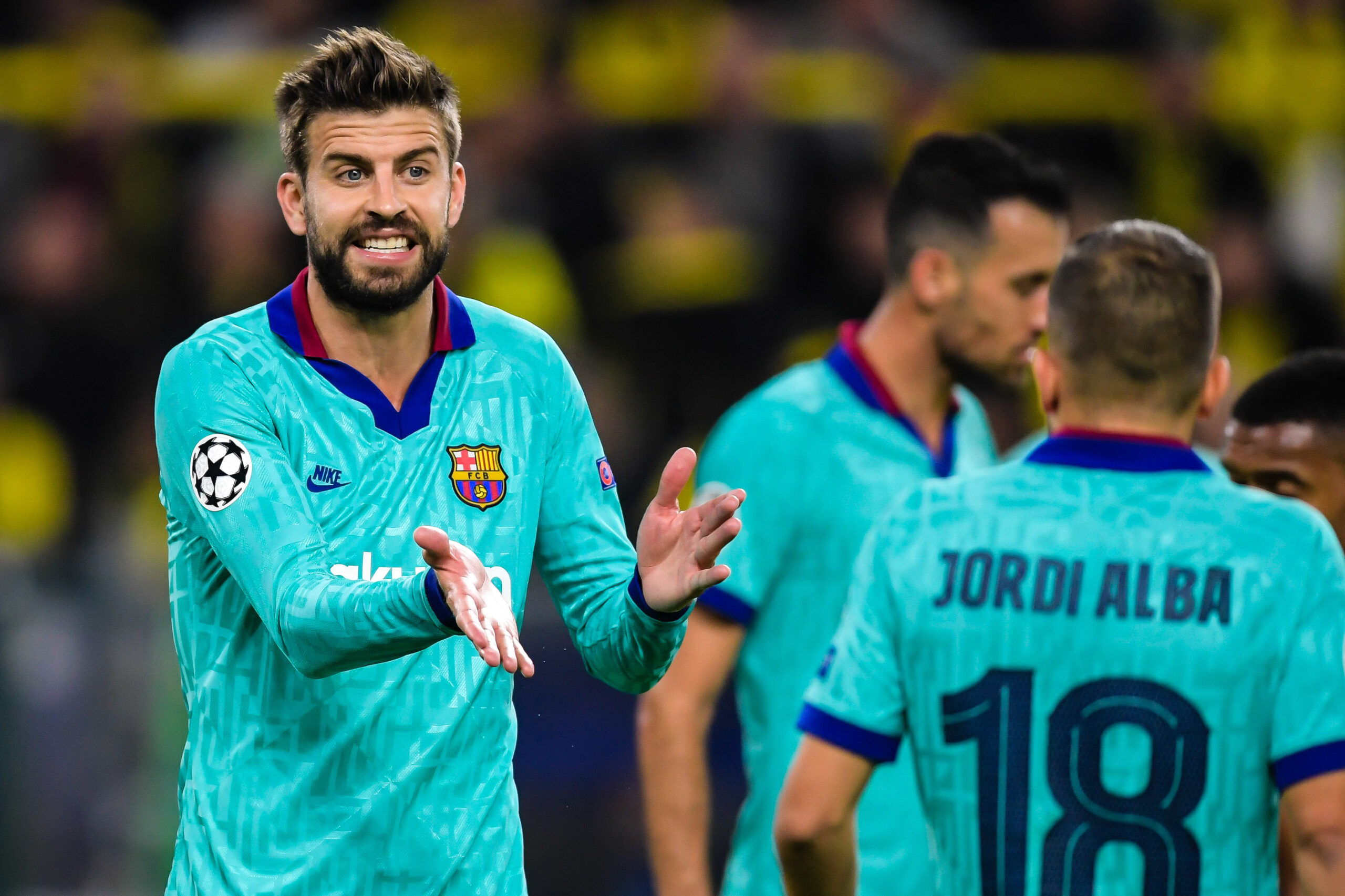 Barça : Piqué va accepter une baisse de salaire pour rester, tout comme Busquets et Alba