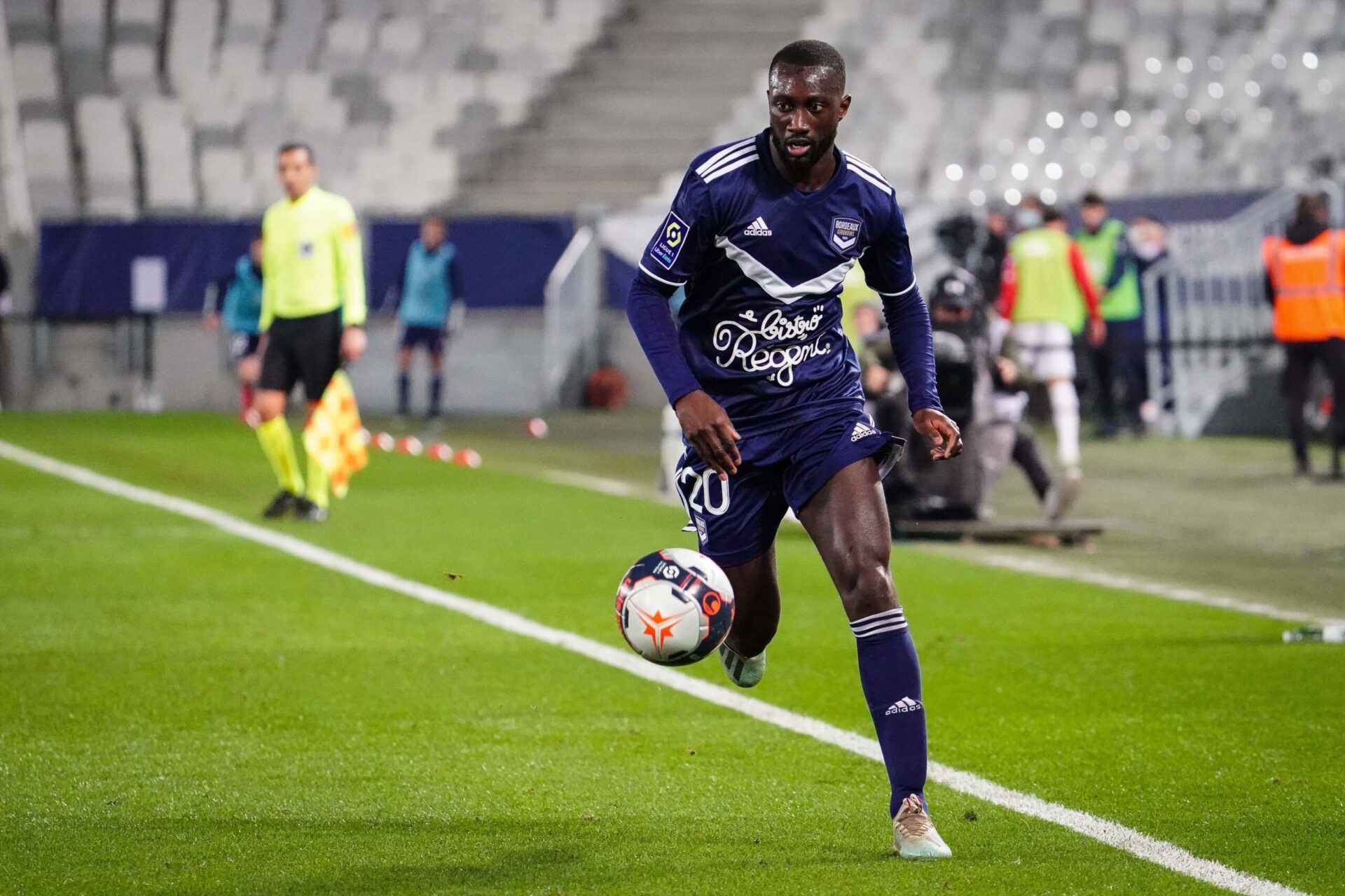 Sabaly remplace Emerson Royal au Betis. (iconsport)