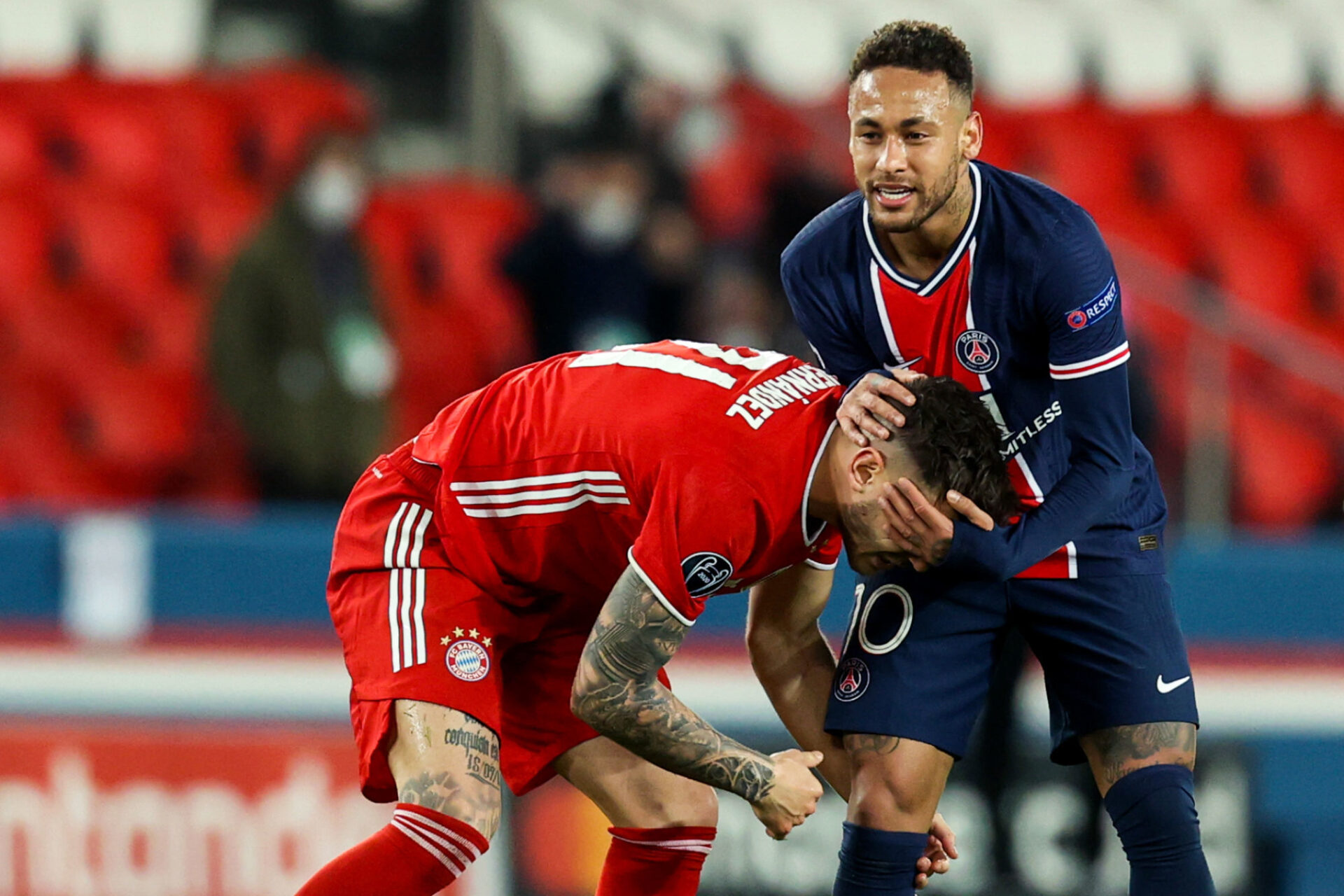 Le PSG s'était notamment qualifié pour les demi-finales de la Ligue des champions, la saison dernière, grâce à la règle des buts à l'extérieur. En gagnant 3-2 sur la pelouse du Bayern, le PSG avait ensuite perdu 1-0 au Parc des Princes au match retour. Suffisant pour se qualifier. Icon Sport Le PSG s'était notamment qualifié pour les demi-finales de la Ligue des champions, la saison dernière, grâce à la règle des buts à l'extérieur. En gagnant 3-2 sur la pelouse du Bayern, le PSG avait ensuite perdu 1-0 au Parc des Princes au match retour. Suffisant pour se qualifier. Icon Sport