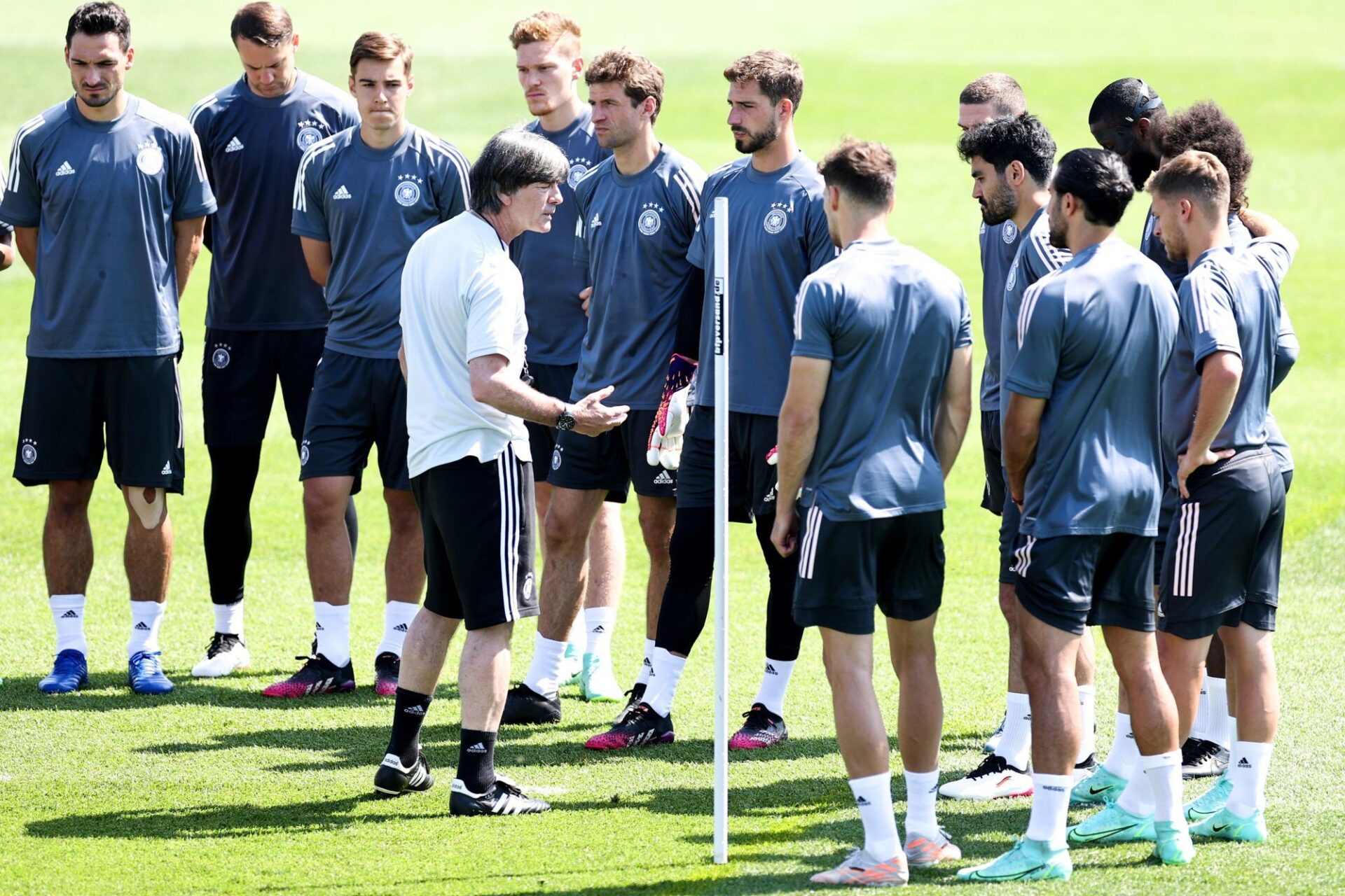 Avec un but, une passe décisive et une implication sur les deux autres buts allemands, Robin Gosens a été monumental contre le Portugal. Icon Sport Avec un but, une passe décisive et une implication sur les deux autres buts allemands, Robin Gosens a été monumental contre le Portugal. Icon Sport