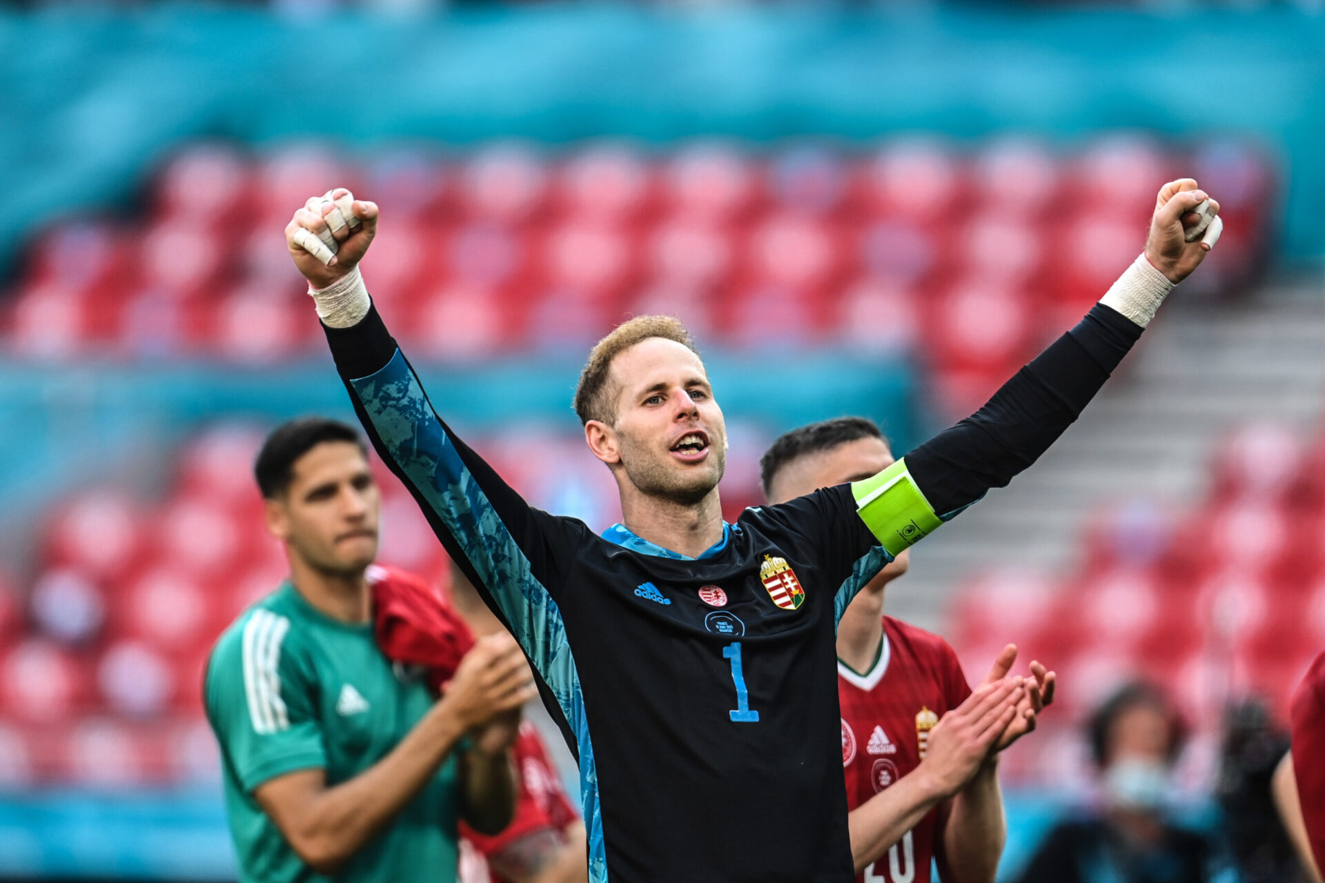 Gulacsi, dans l'équipe type après son grand match contre la France. Icon Sport Gulacsi, dans l'équipe type après son grand match contre la France. Icon Sport