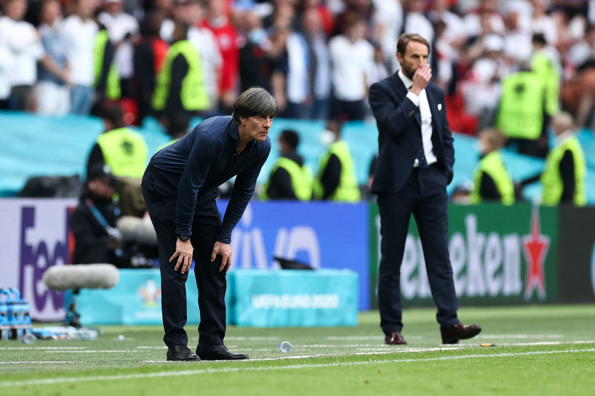 Joachim Löw semble soucieux, Gareth Southgate paraît déjà avoir un coup d'avance... Icon SPort Joachim Löw semble soucieux, Gareth Southgate paraît déjà avoir un coup d'avance... Icon SPort