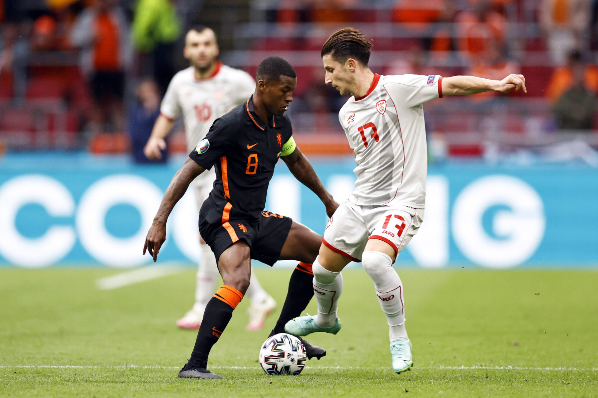 Yann Sommer s'est montr&eacute; d&eacute;cisif face &agrave; la Turquie et a grandement contribu&eacute; &agrave; la qualification suisse pour les huiti&egrave;mes (iconsport)