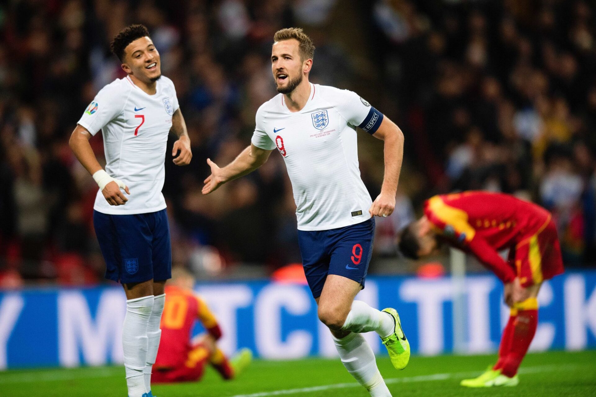 Harry Kane se cantonne davantage &agrave; un r&ocirc;le d'attaquant de surface avec l'Angleterre qu'avec Tottenham. Icon Sport