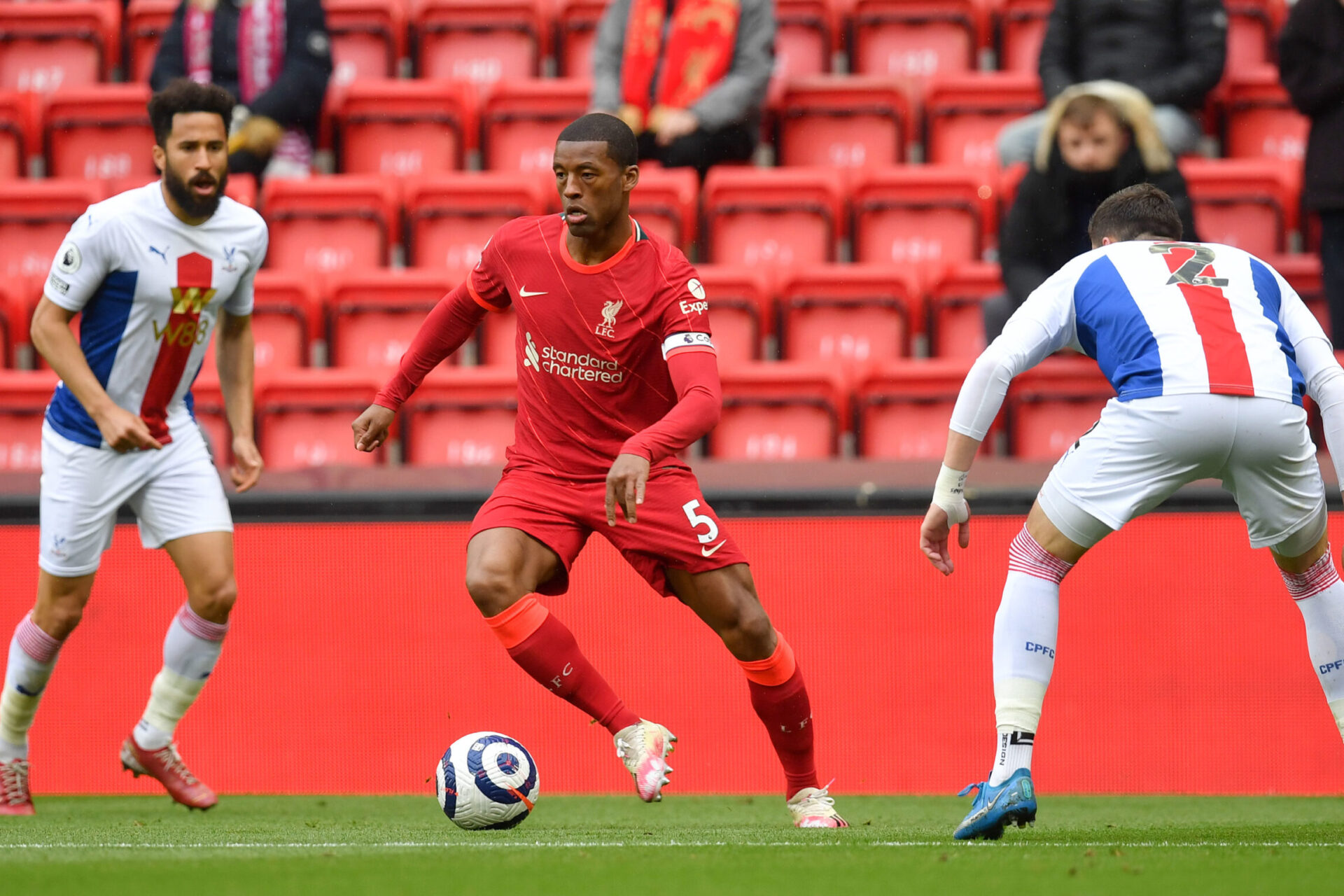 Achraf Hakimi pourrait jouer avec Georginio Wijnaldum au PSG la saison prochaine (iconsport)