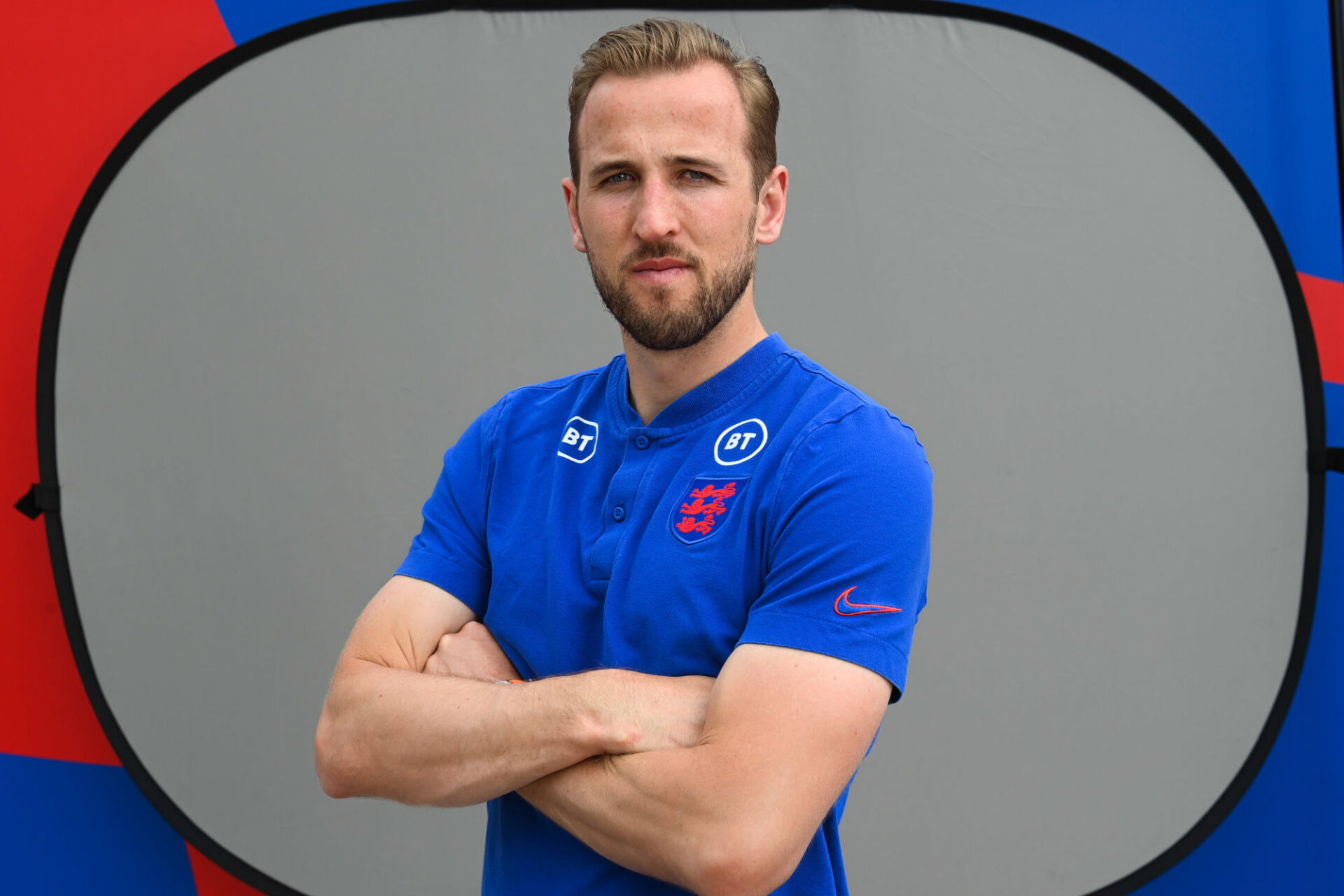 Harry Kane se cantonne davantage &agrave; un r&ocirc;le d'attaquant de surface avec l'Angleterre qu'avec Tottenham. Icon Sport