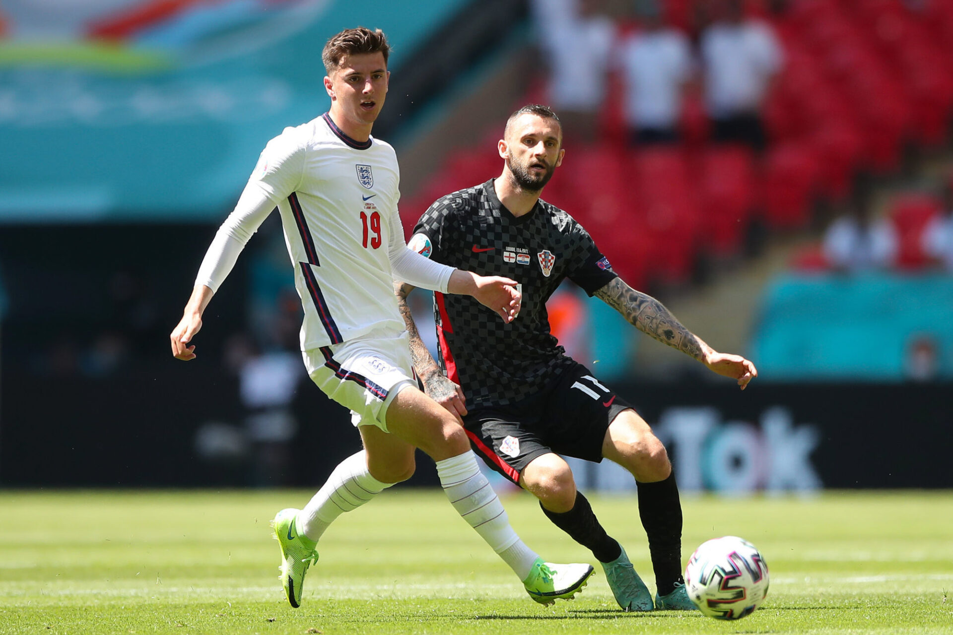 Harry Kane se cantonne davantage &agrave; un r&ocirc;le d'attaquant de surface avec l'Angleterre qu'avec Tottenham. Icon Sport