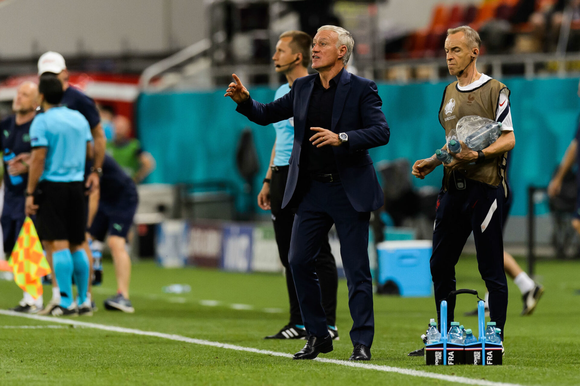 Didier Deschamps a estim&eacute; que la France "ne m&eacute;ritait sans doute pas plus" apr&egrave;s sa sortie de route de l'Euro contre la Suisse. Icon Sport