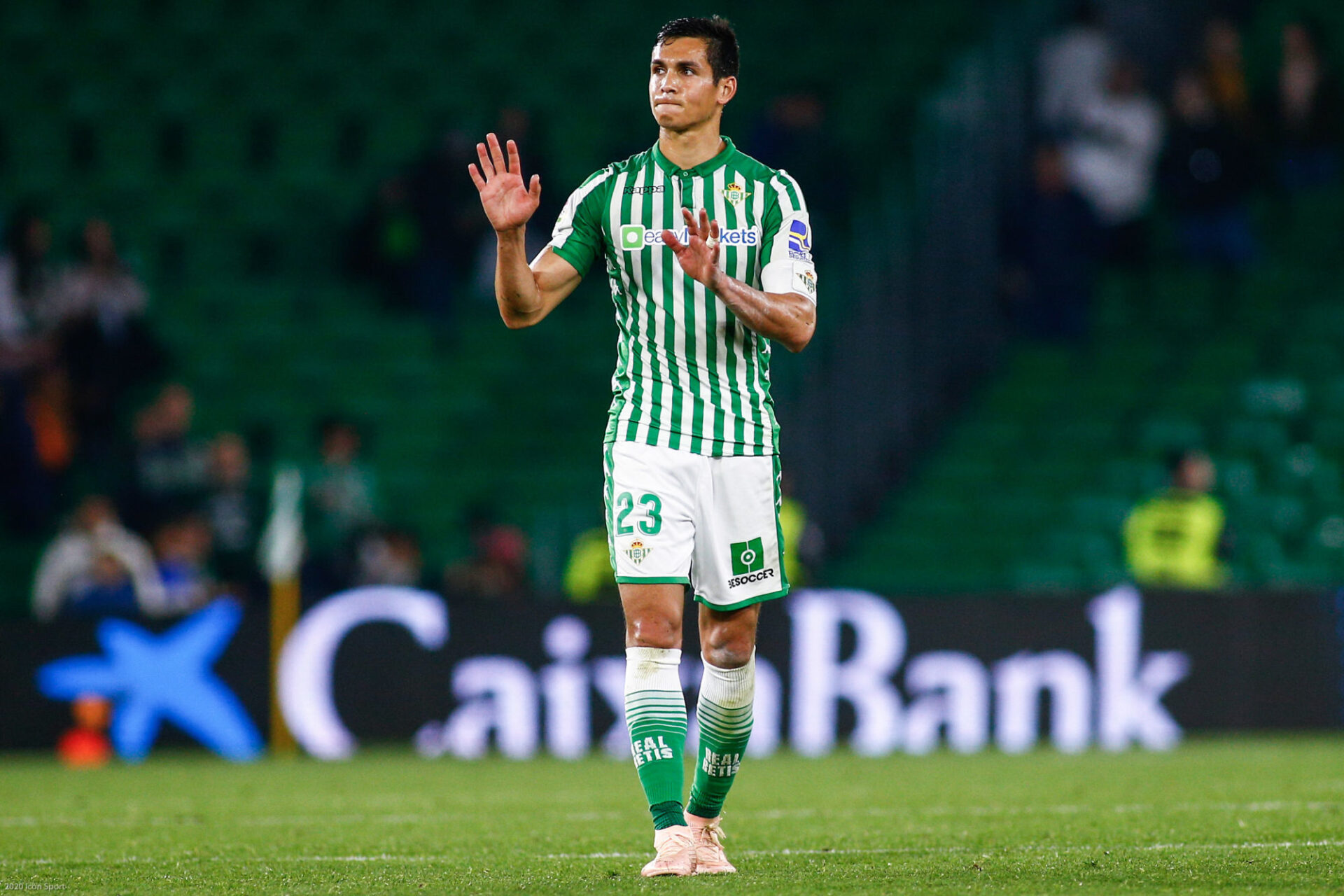 Aissa Mandi a passé cinq saisons au Betis Séville. Icon Sport Aissa Mandi a passé cinq saisons au Betis Séville. Icon Sport