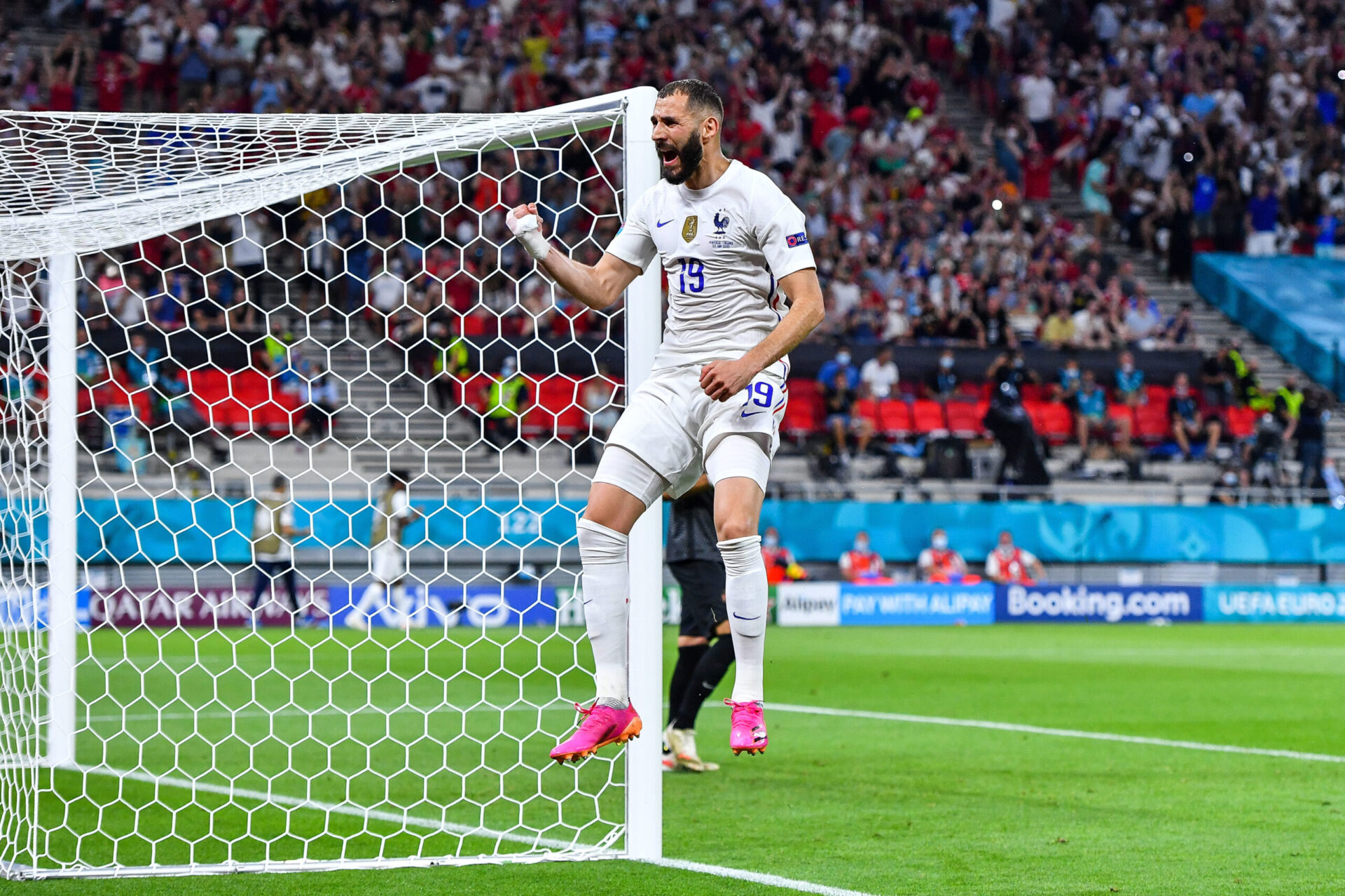 Karim Benzema compte bien confirmer face &agrave; la Suisse (iconsport)
