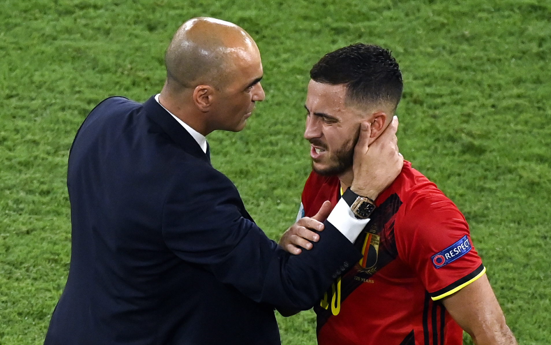 Touch&eacute; &agrave; l'ischio-jambier, Eden Hazard a demand&eacute; &agrave; &ecirc;tre remplac&eacute; &agrave; la 87e minute de Belgique - Portugal ce dimanche (iconsport)