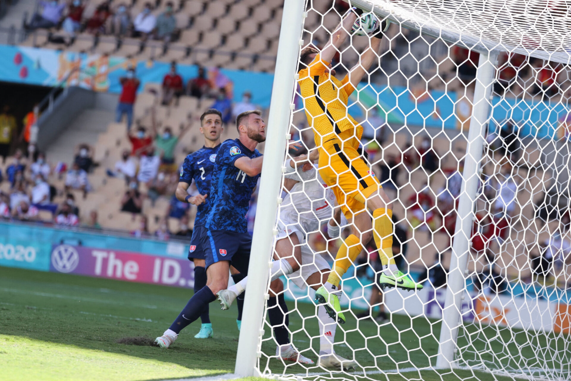 Alvaro Morata a manqu&eacute; son penalty face &agrave; la Slovaquie. Icon Sport