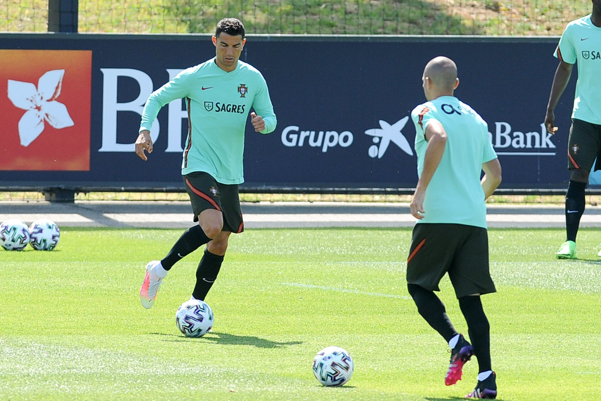 Cristiano Ronaldo à l'entraînement avec son collègue Pepe (iconsport)