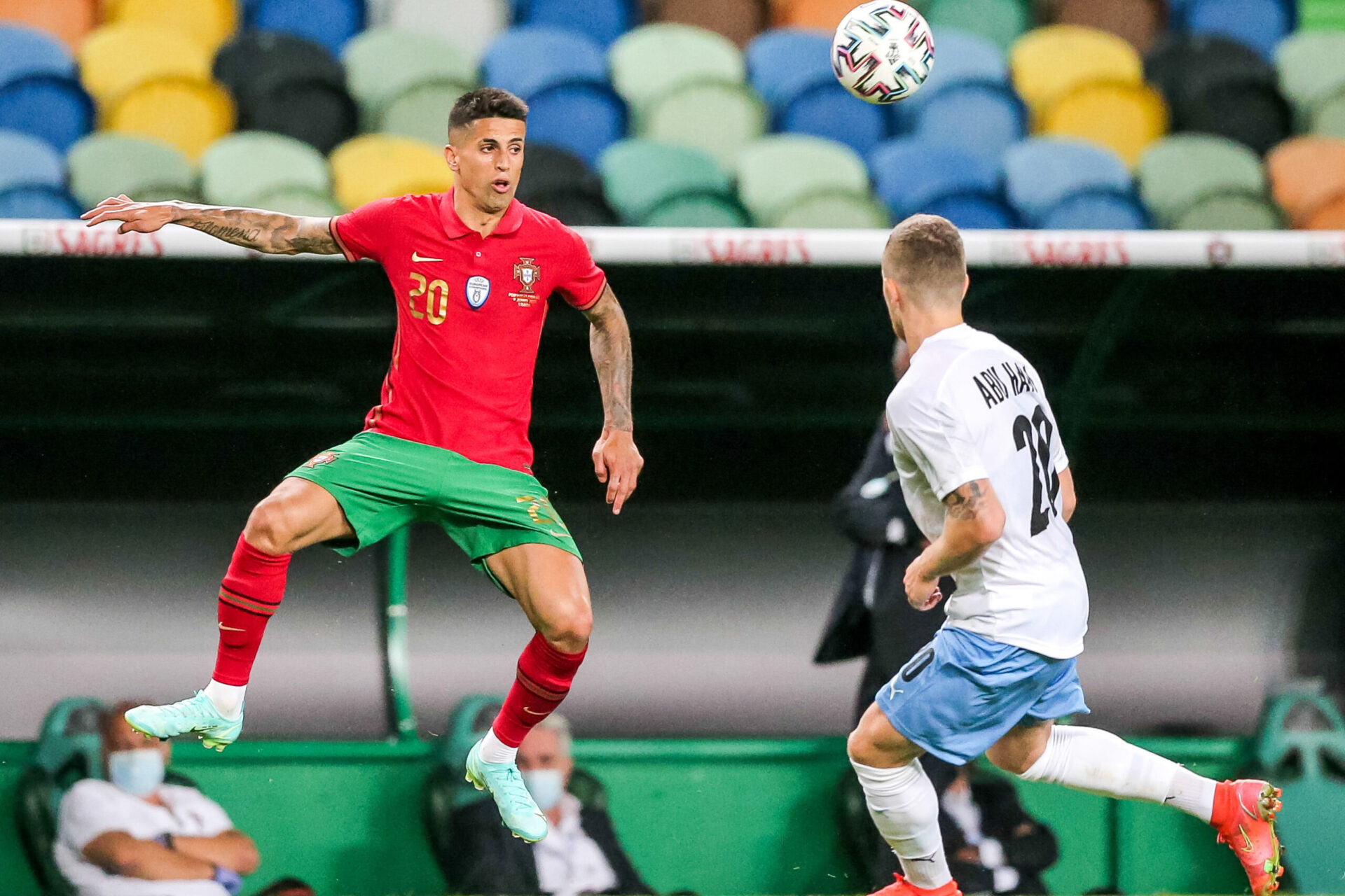 Finaliste malheureux de l'Euro Espoirs avec le Portugal au d&eacute;but du mois, Diogo Dalot va d&eacute;couvrir les A &agrave; l'occasion de l'Euro (iconsport)
