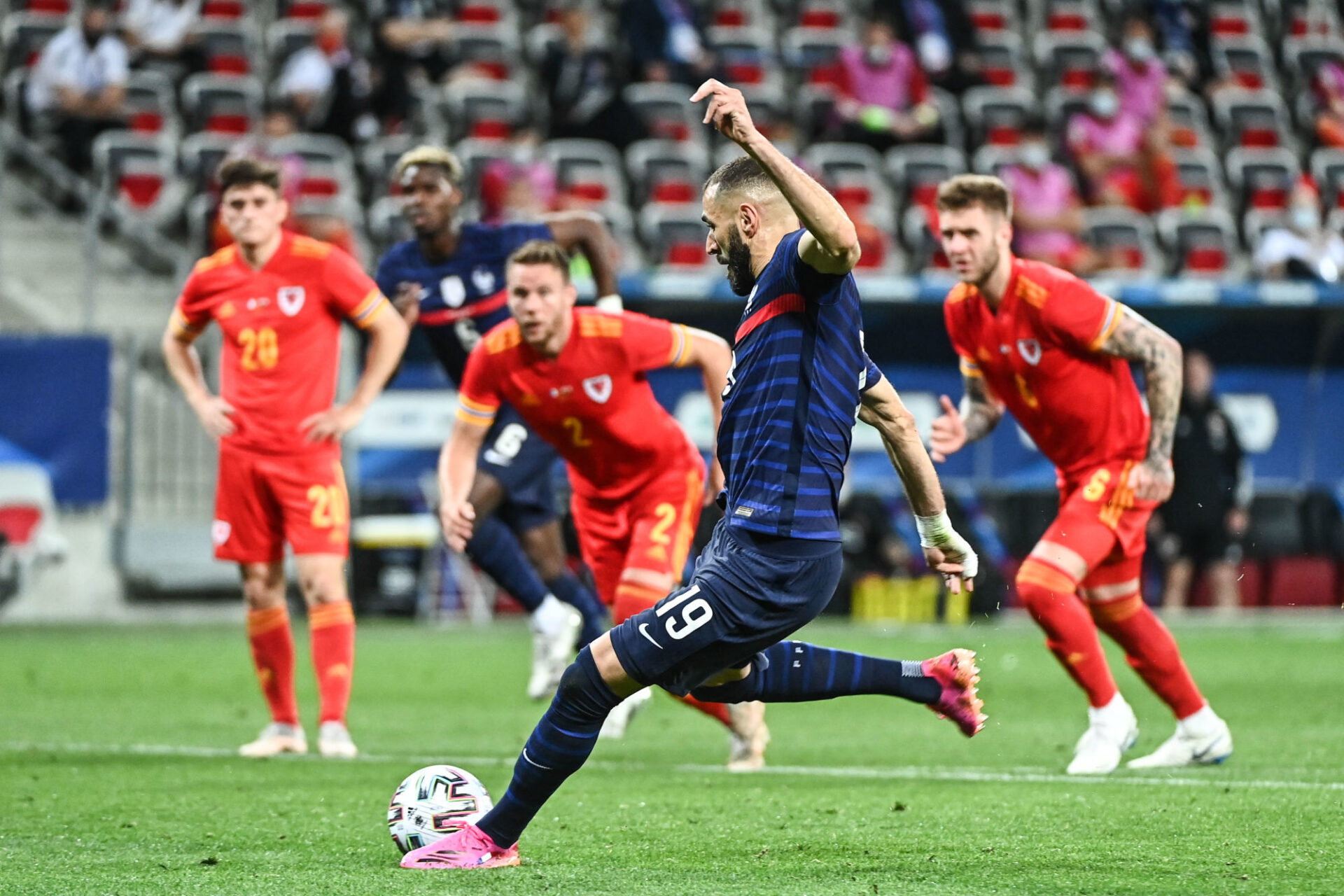 Avec cette attaque, les Bleus ont de quoi faire peur à l'Euro (iconsport) Avec cette attaque, les Bleus ont de quoi faire peur à l'Euro (iconsport)