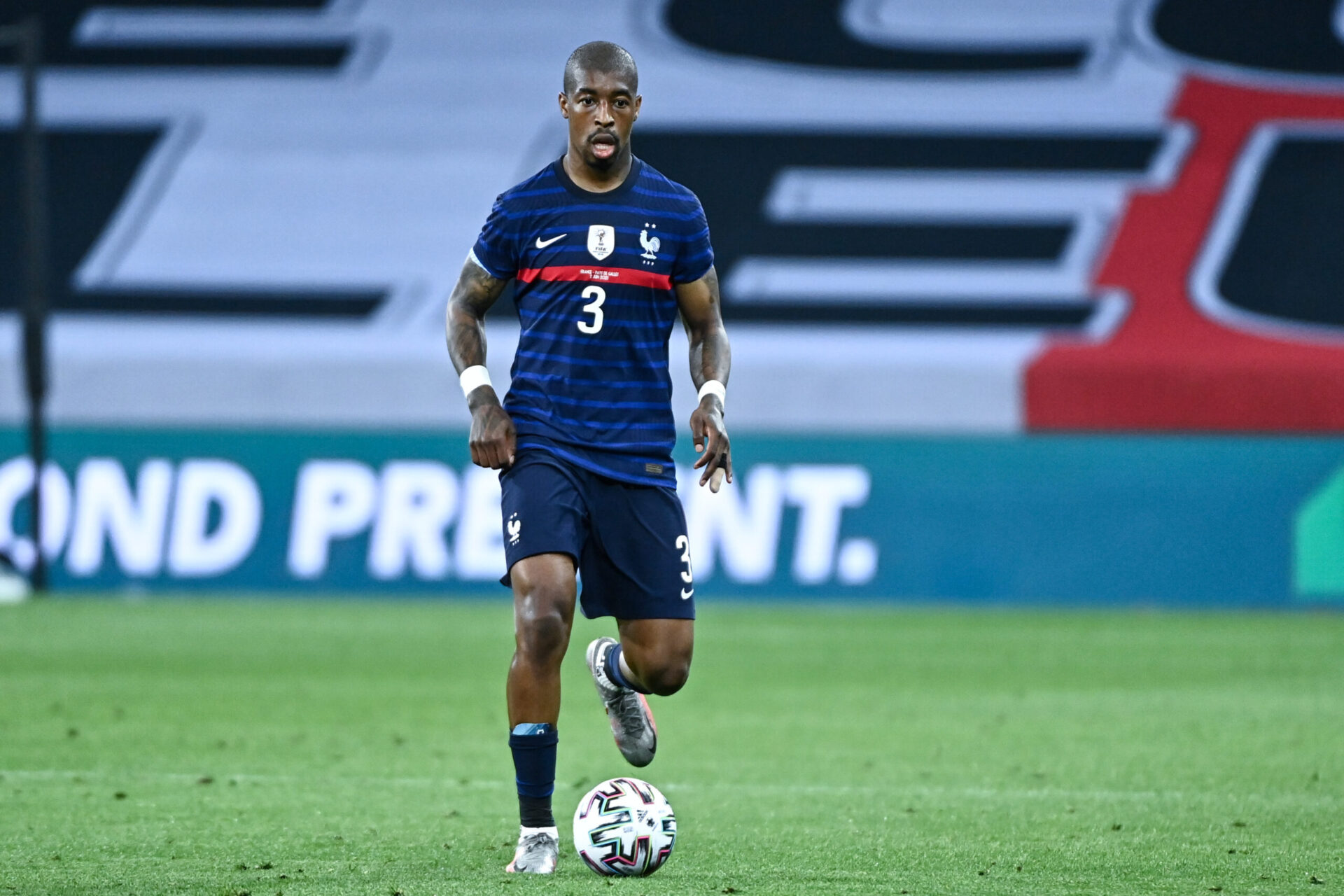 Depuis la Coupe du monde 2018, Presnel Kimpembe s'est installé dans la charnière défensive des Bleus (iconsport) Depuis la Coupe du monde 2018, Presnel Kimpembe s'est installé dans la charnière défensive des Bleus (iconsport)