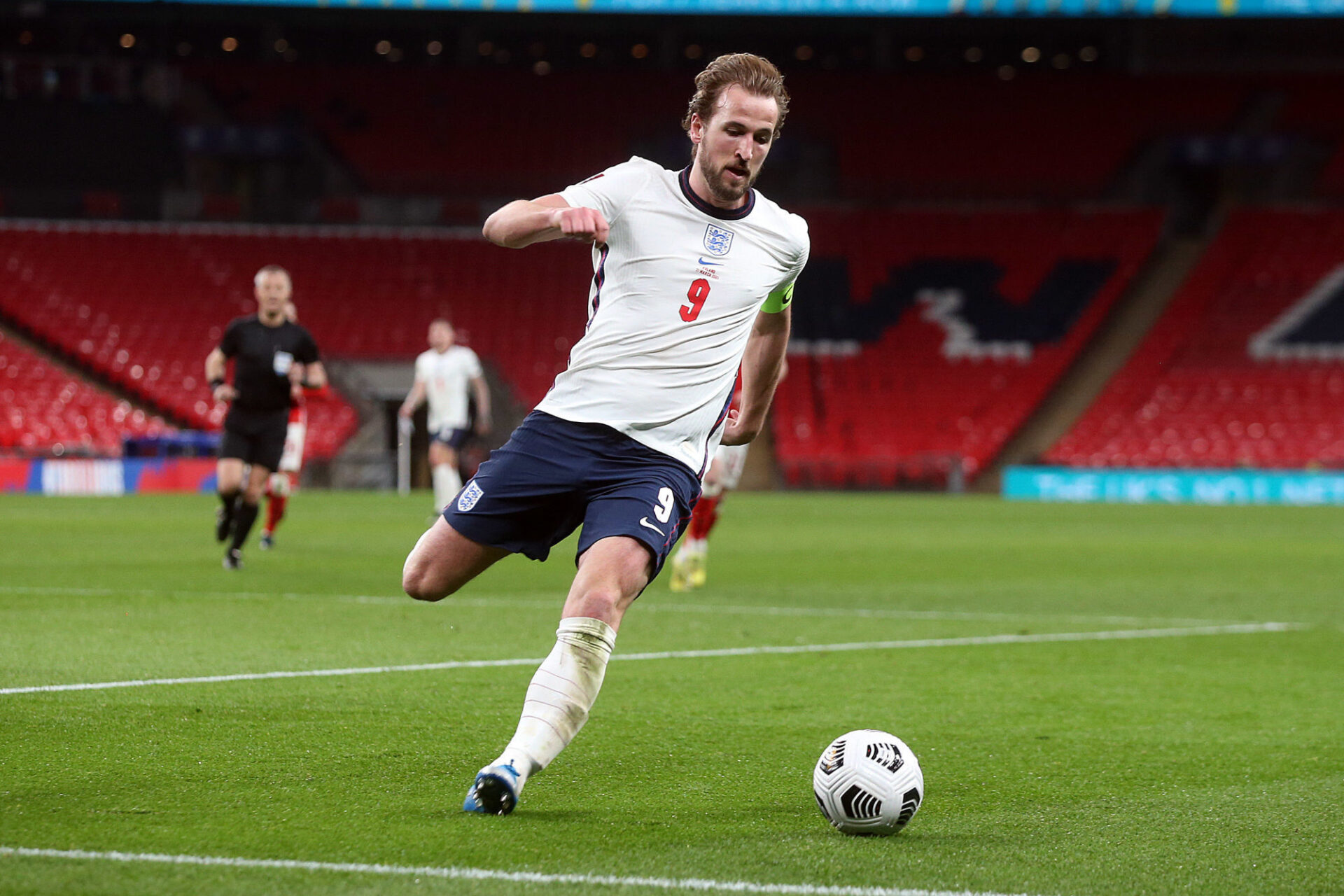 Harry Kane se cantonne davantage &agrave; un r&ocirc;le d'attaquant de surface avec l'Angleterre qu'avec Tottenham. Icon Sport