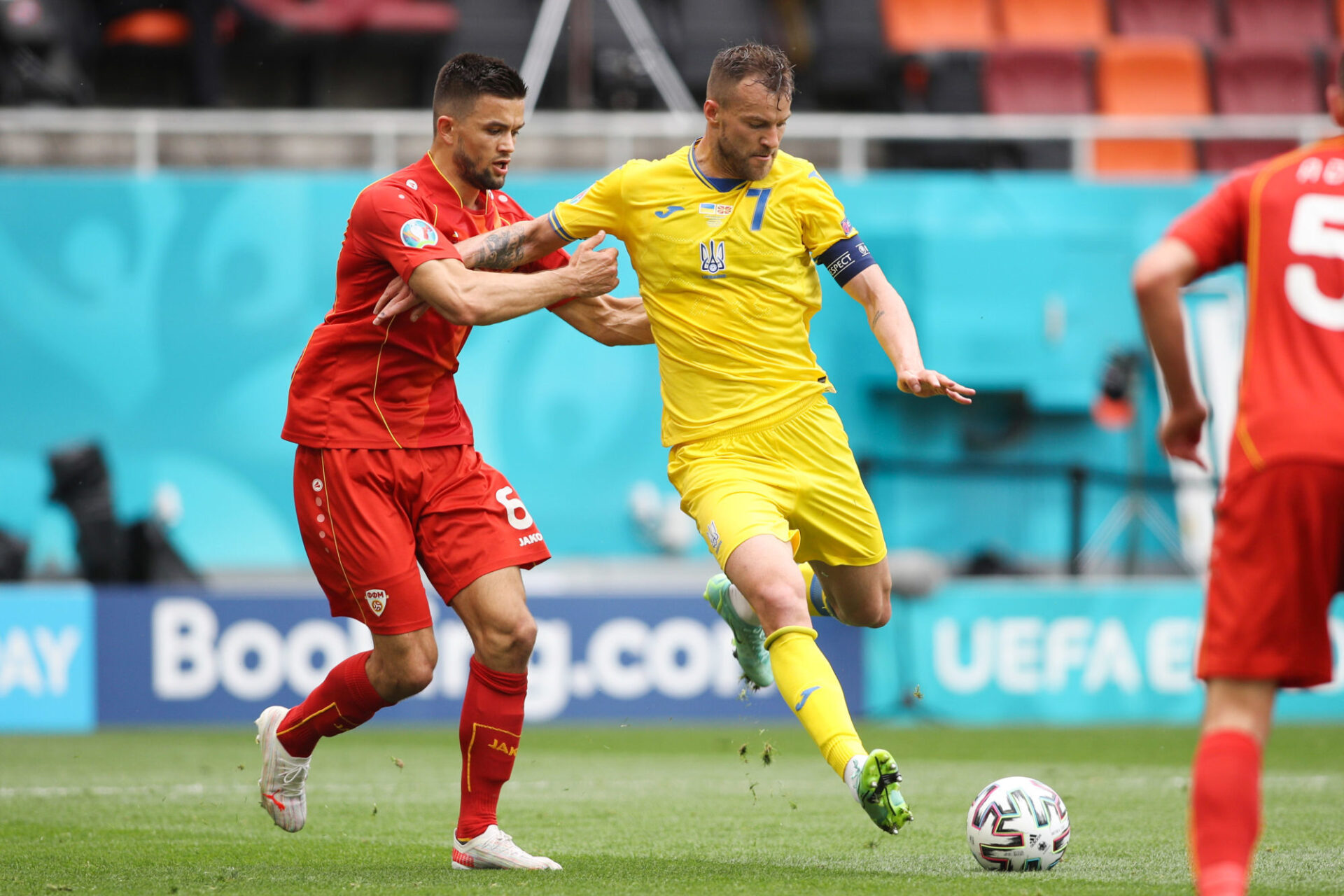 L'Ukraine a d&eacute;marr&eacute; tr&egrave;s fort, mais a lev&eacute; le pied apr&egrave;s la pause face &agrave; la Mac&eacute;doine du Nord. Icon Sport