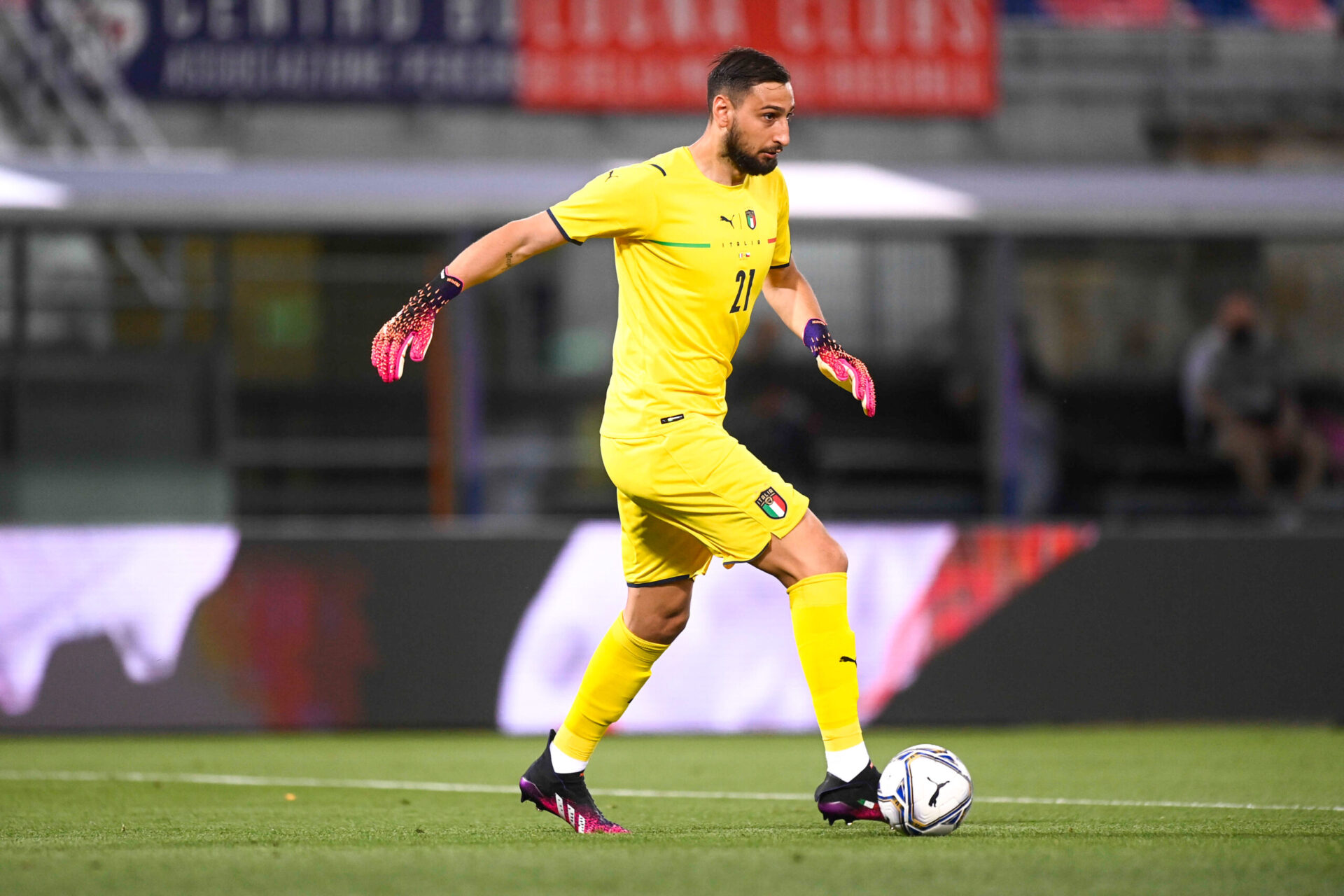 Gianluigi Donnarumma, gardien de la Squadra, pourrait signer au PSG - Icon Sport Gianluigi Donnarumma, gardien de la Squadra, pourrait signer au PSG - Icon Sport