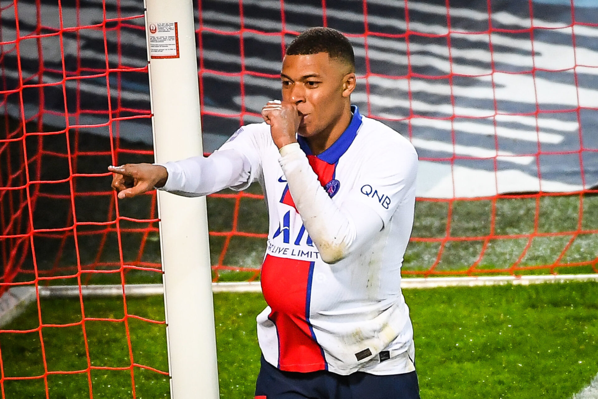 Kylian Mbapp&eacute; va rester au PSG selon Mauricio Pochettini. Icon Sport