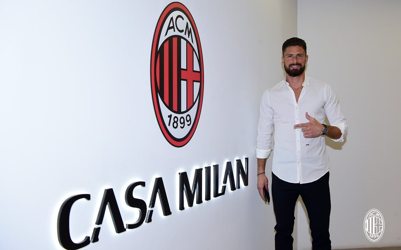 Olivier Giroud a signé un contrat avec l'AC Milan, qui le lierait a priori jusqu'en 2023 chez les Rossoneri. Icon Sport