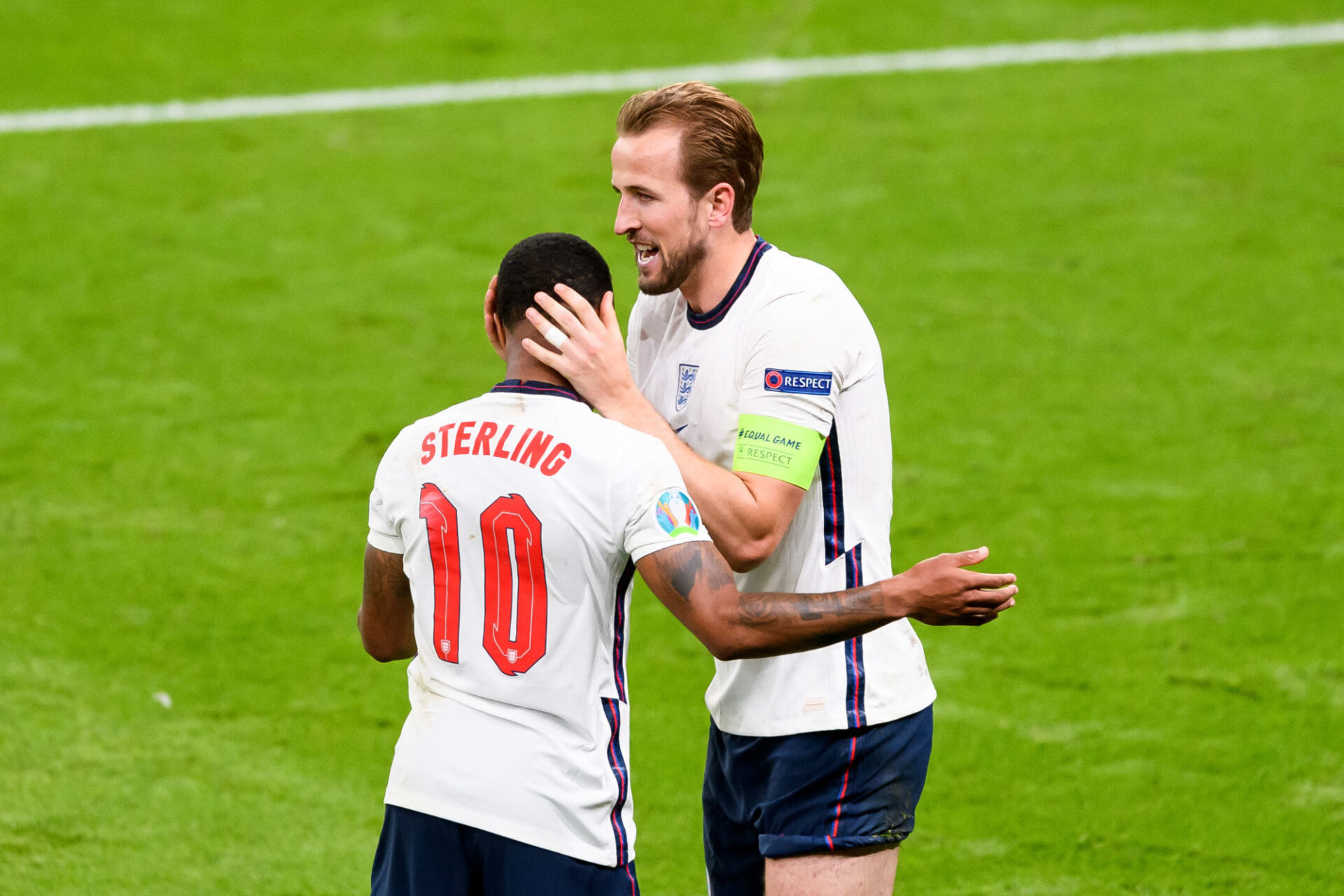 Raheem Sterling et Harry Kane ont toujours gardé la confiance de leur sélectionneur Gareth Southgate, malgré les critiques. Icon Sport