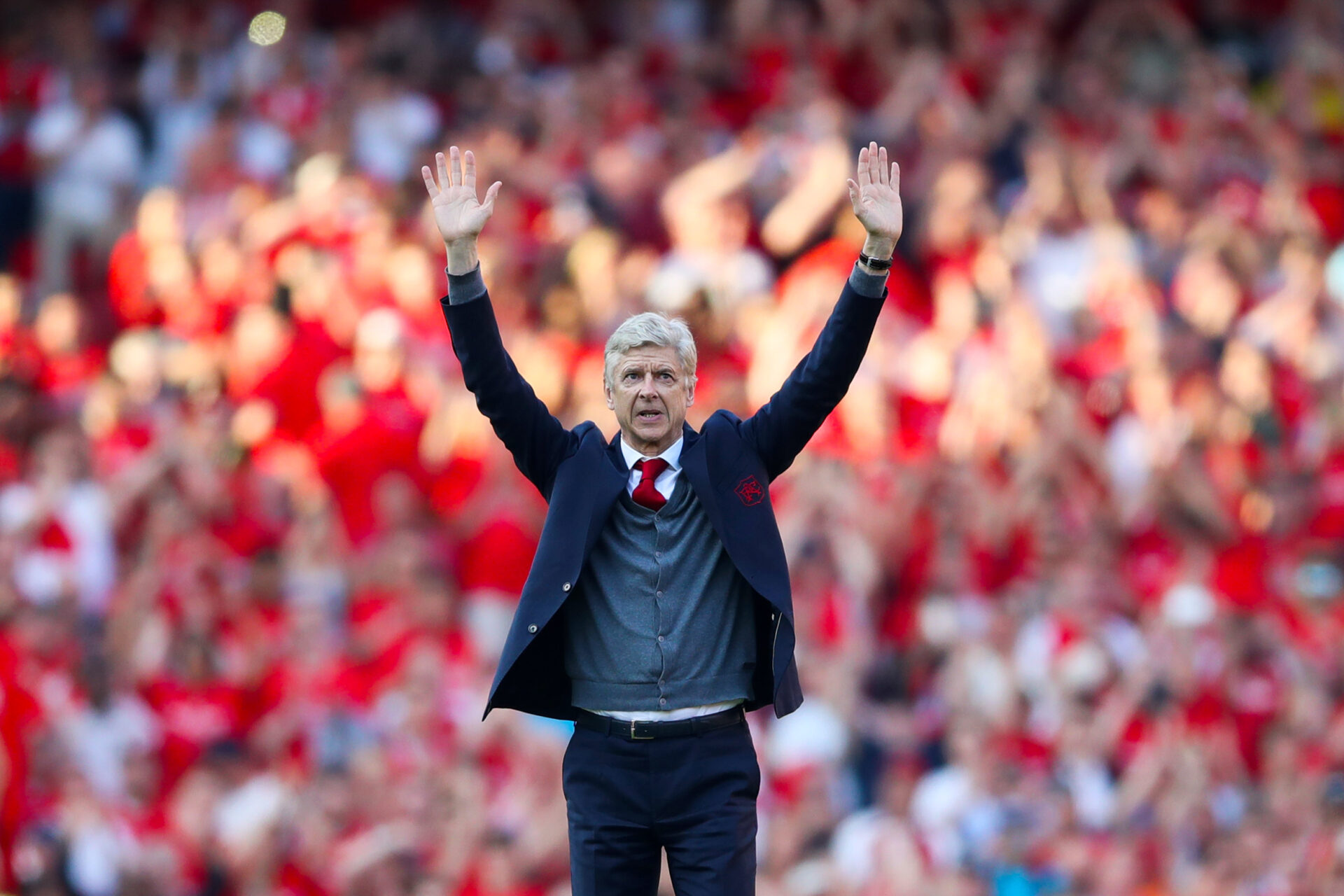 Arsène Wenger pourrait se lancer un nouveau challenge en prenant les rênes d'une sélection pour la première fois de sa carrière (iconsport)