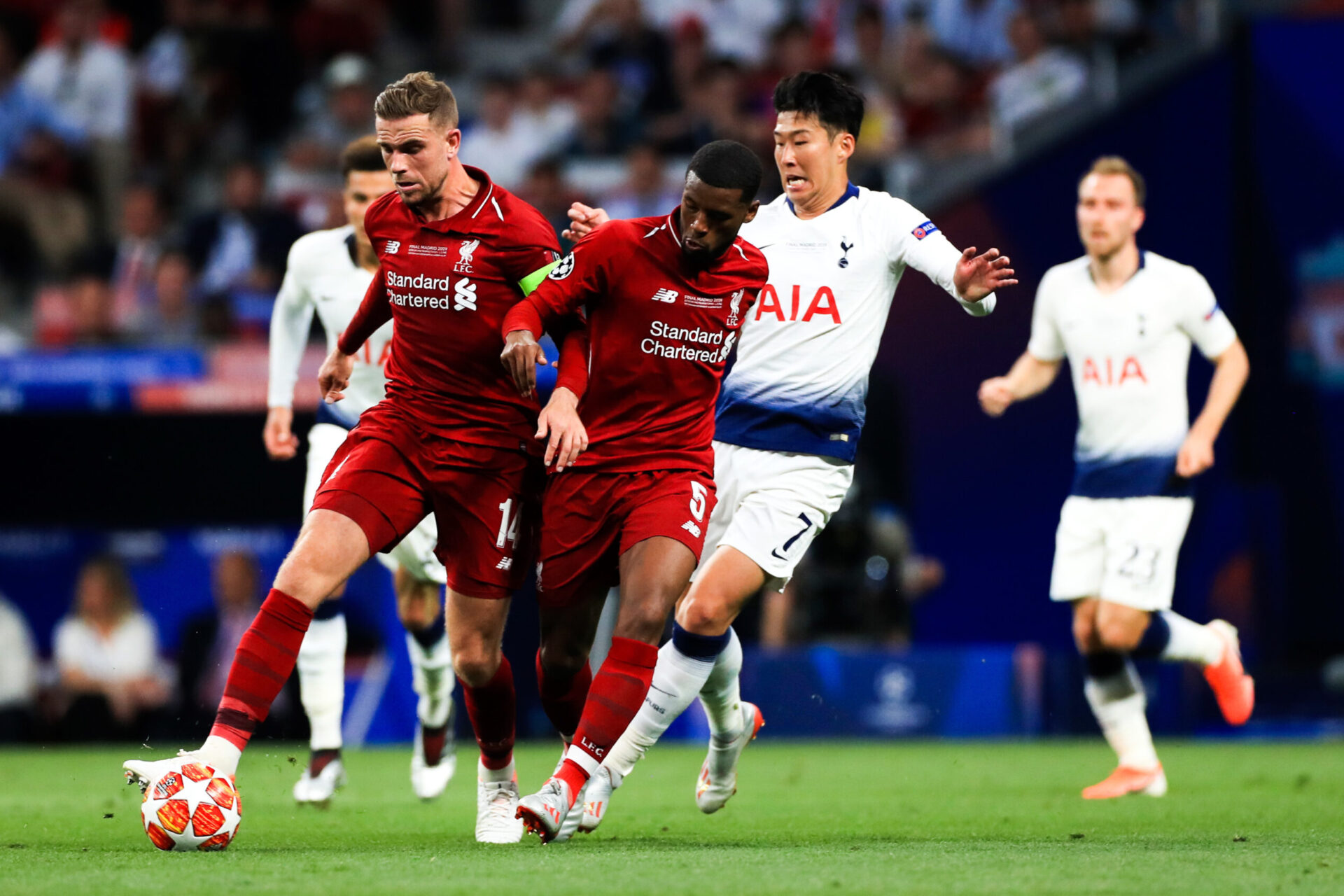 Attentif à la situation de Jordan Henderson, Paris songe à associer de nouveau l'Anglais avec Georginio Wijnaldum, arrivé au club en début de mercato (iconsport)