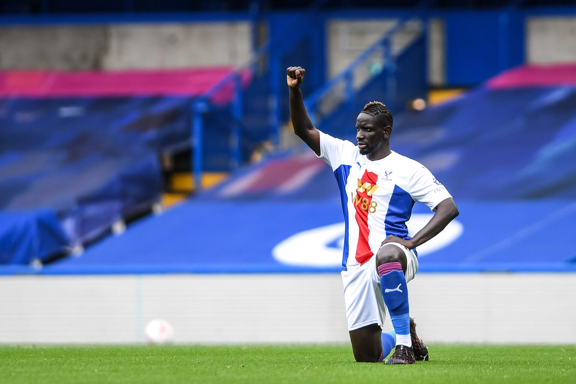 Sakho ne poursuivra pas en Premier League et retrouver la France (iconsport)