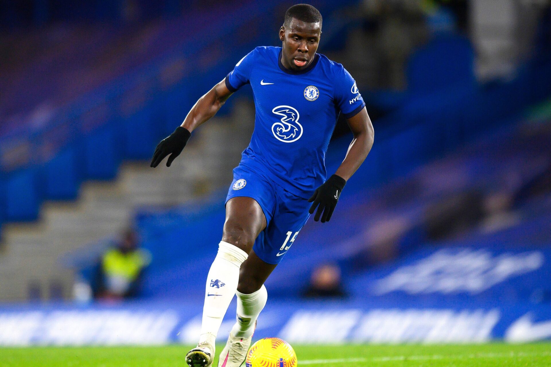 Kurt Zouma pourrait faire le chemin inverse de Koundé et découvrir la Liga (iconsport)