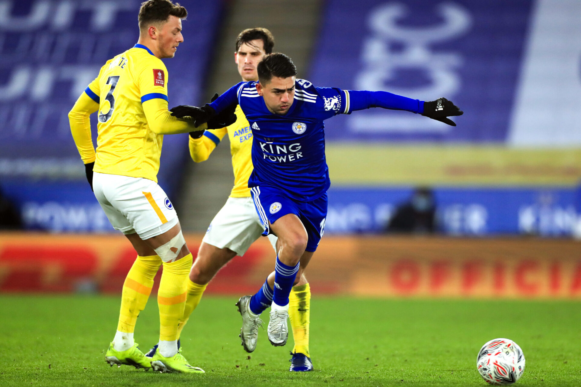 Prêté à Leicester la saison dernière, Cengiz Ünder n'a pas brillé. Alors que le club anglais disposait d'une option d'achat, le joueur est rentré à Rome (iconsport) Prêté à Leicester la saison dernière, Cengiz Ünder n'a pas brillé. Alors que le club anglais disposait d'une option d'achat, le joueur est rentré à Rome (iconsport)