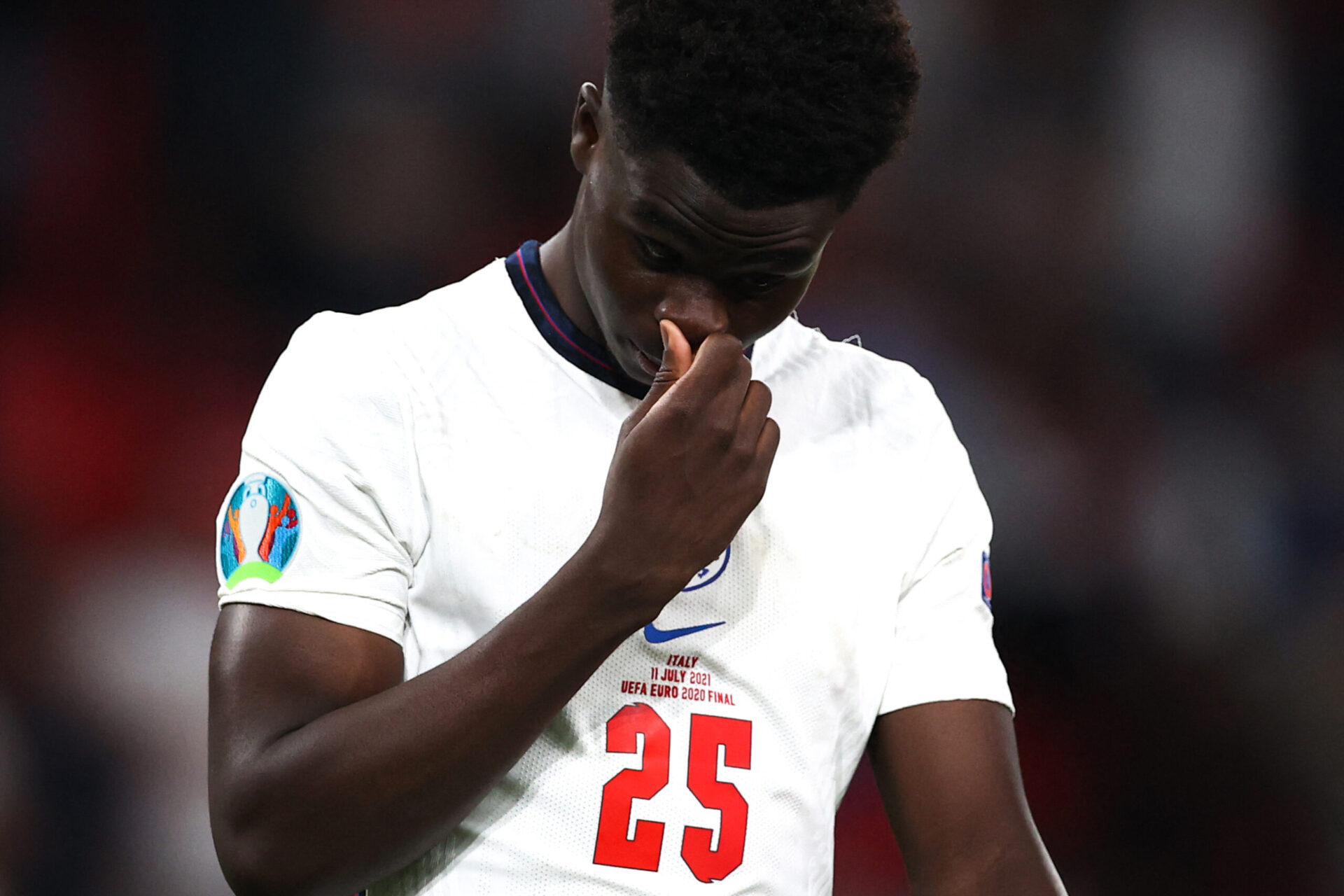 Les Three Lions se sont inclin&eacute;s aux tirs au but en finale de l'Euro 2020 contre l'Italie. Marcus Rashford (&agrave; droite) a &eacute;t&eacute; victime d'insultes racistes apr&egrave;s son tir au but manqu&eacute; (iconsport)